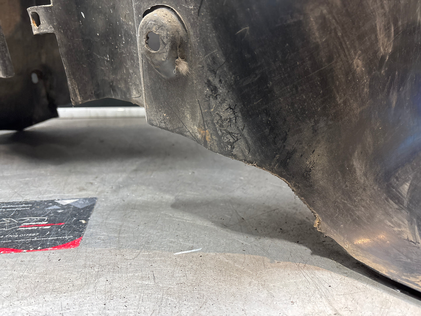 Porsche 944 S2 wheel arch liner Right, 94450438206 used