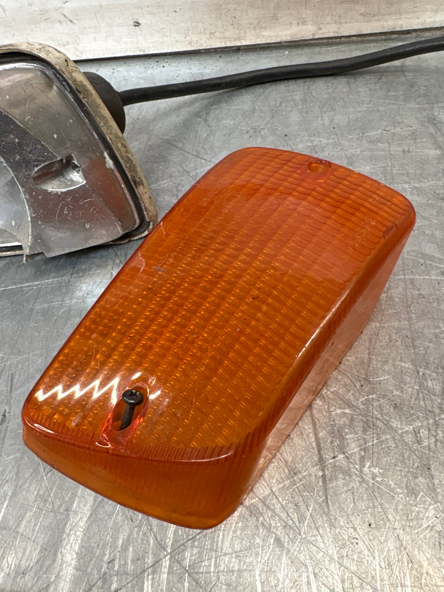 Porsche 928 S/S4/GTS facelift indicator lamp, left, used, 0311315001 / 92863142101