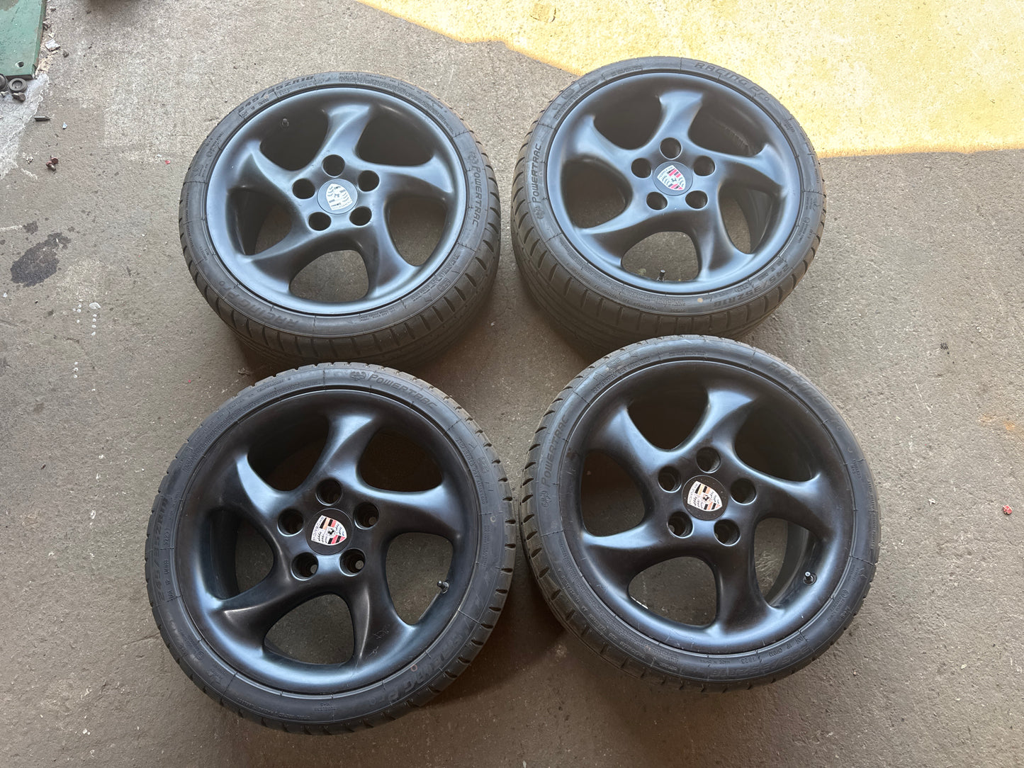 Set of Porsche Turbo Twist Style wheels 5x130 Good unused Tyres