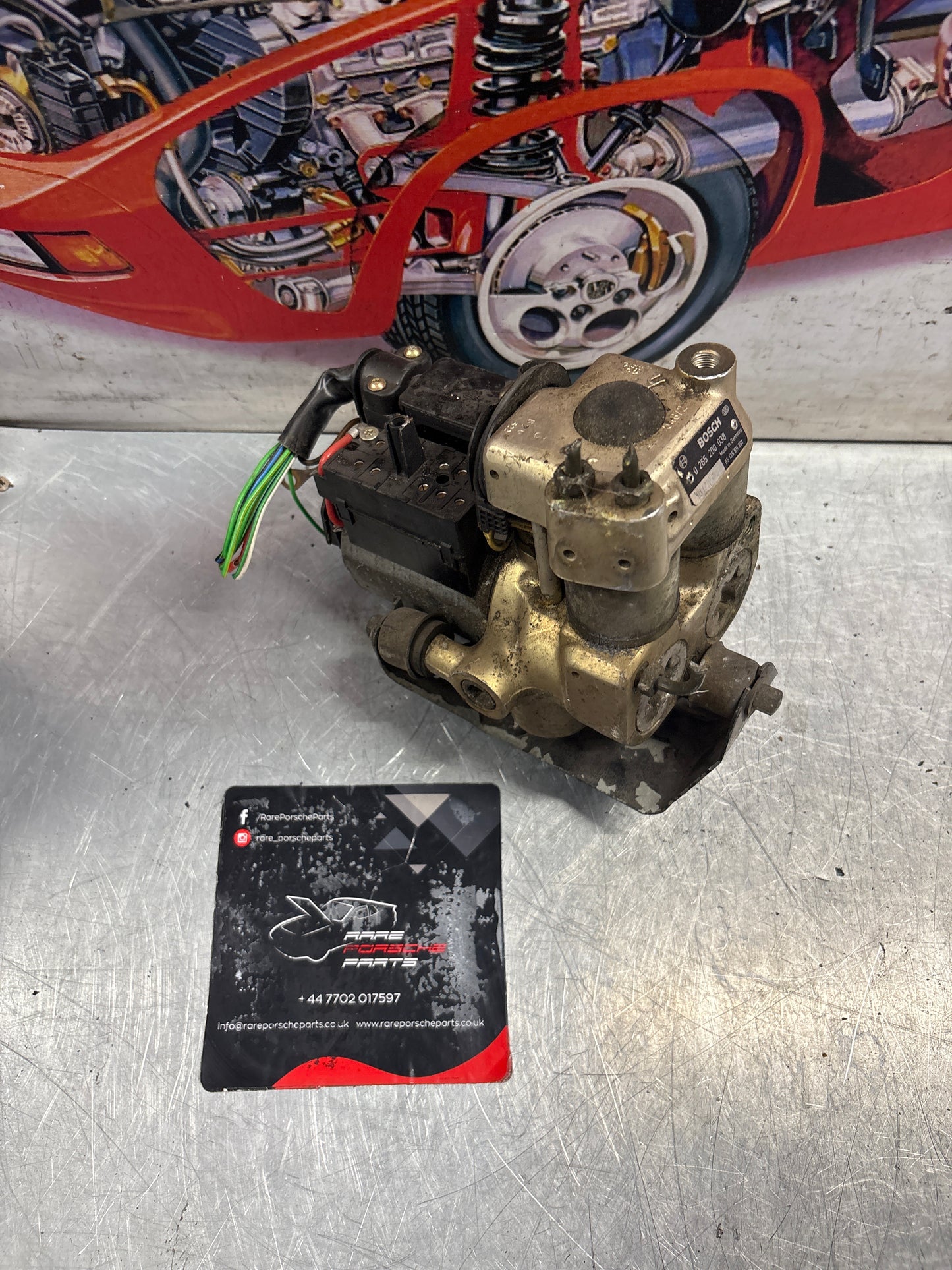 Porsche 944 Turbo Bosch ABS pump, used 0265200038 / 95135511301