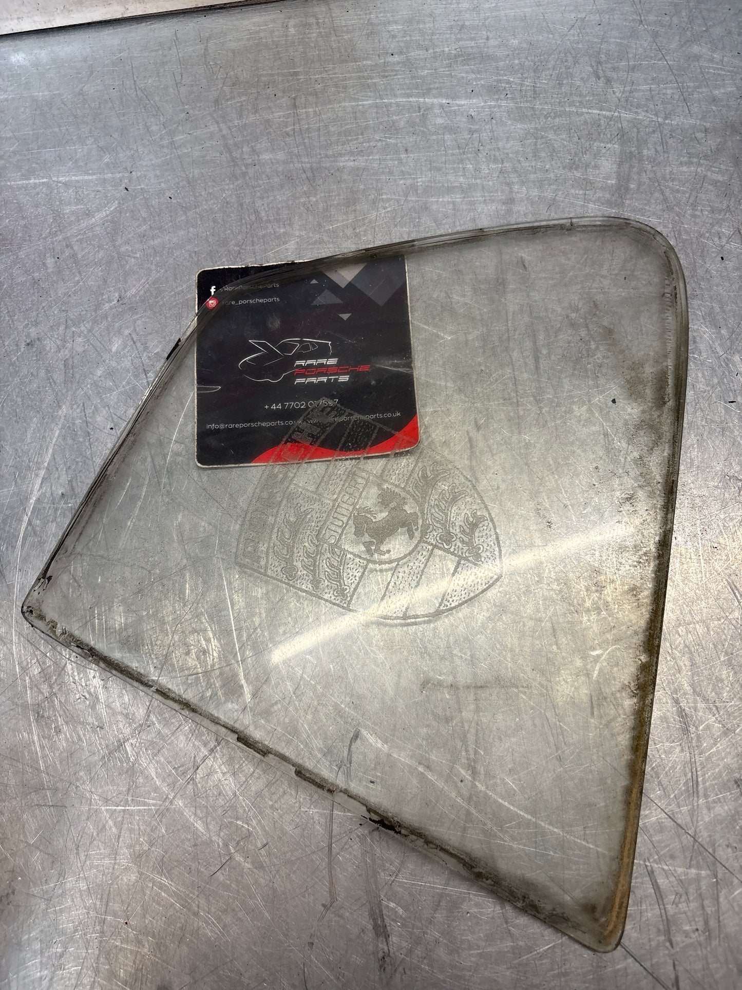 Porsche 944 924 rear left quarter window glass, porsche scripted used, 477845311A