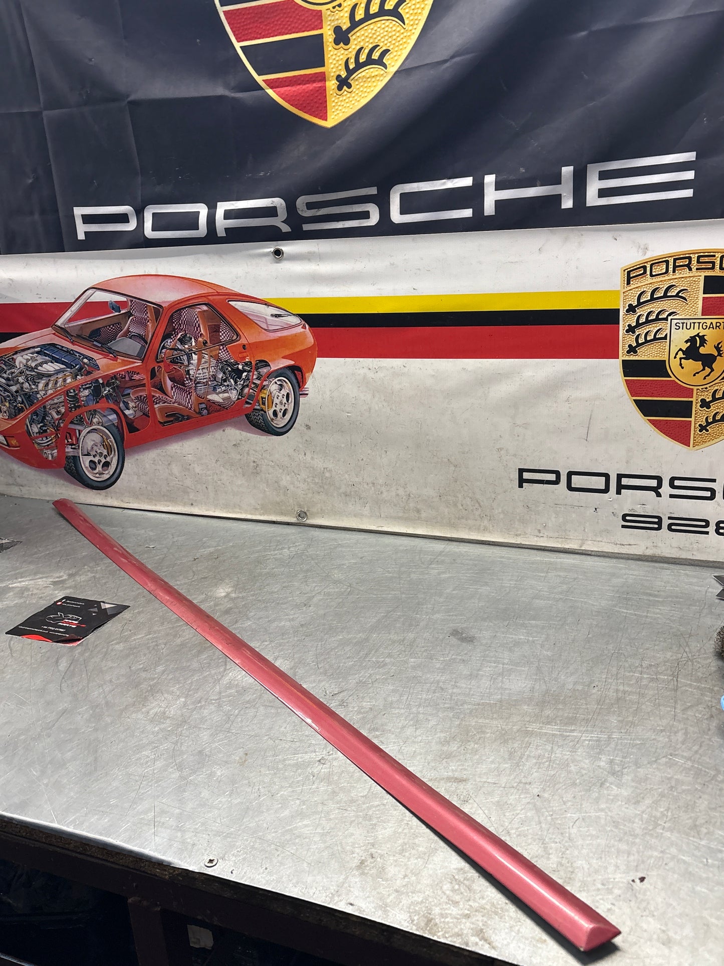 Porsche 928 Türanschlagleiste links, gebraucht