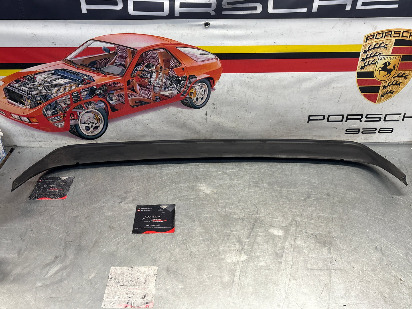 Porsche 924 rear boot center spoiler, used 477827555