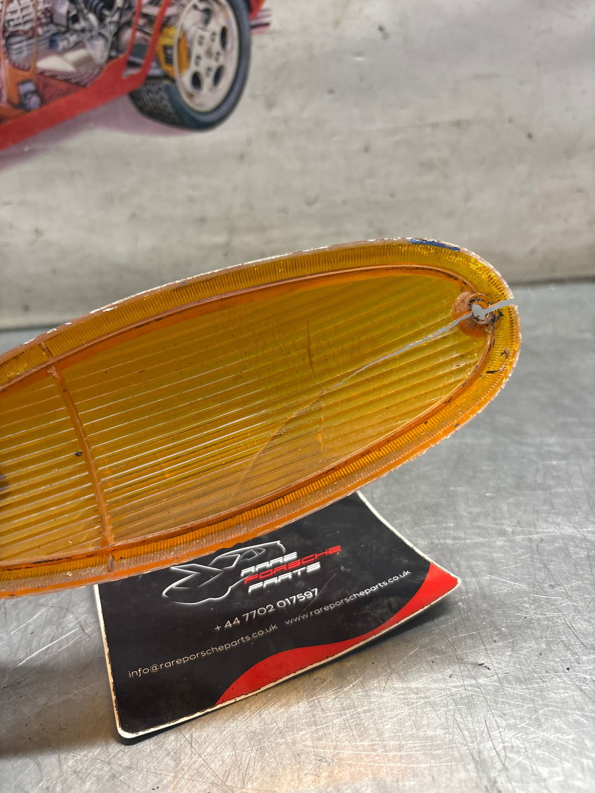 Porsche 914 indicator lense, used cracked 91463193411