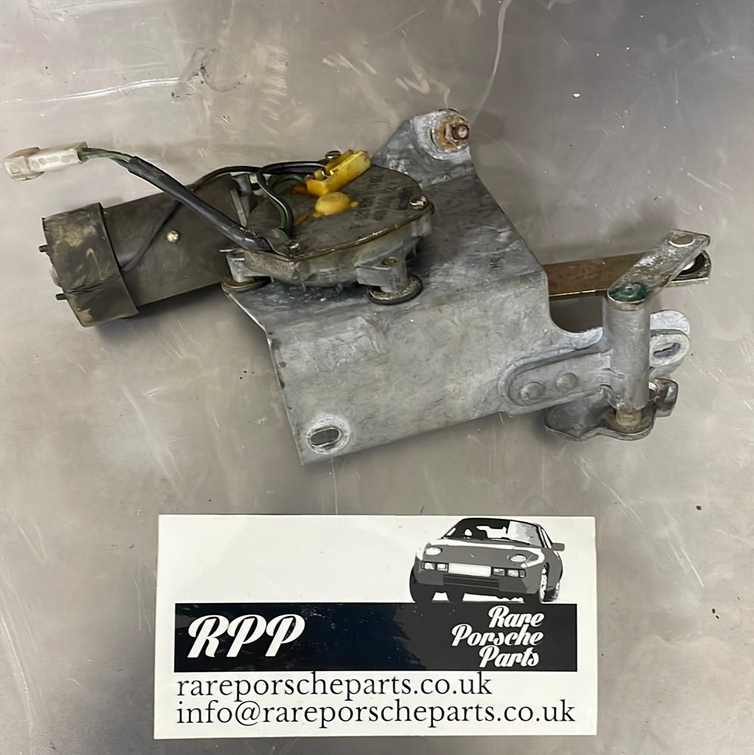 Porsche 928 rear windshield wiper motor 92862840302