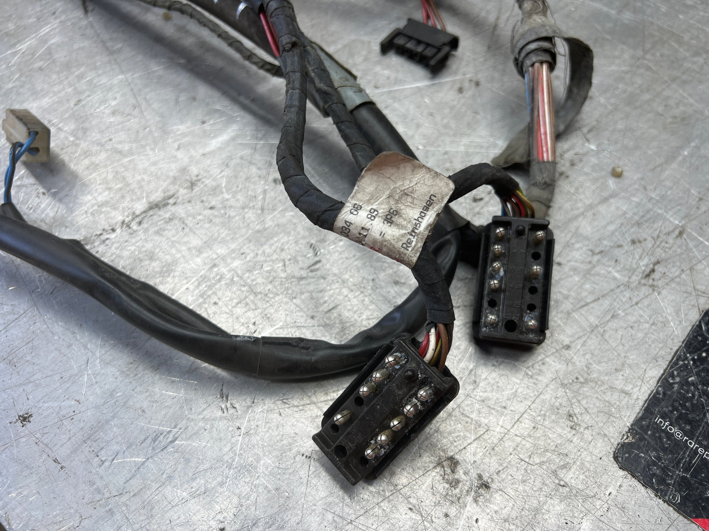 Porsche 944 86-92 passenger door loom electric window (mirror section is cut) used