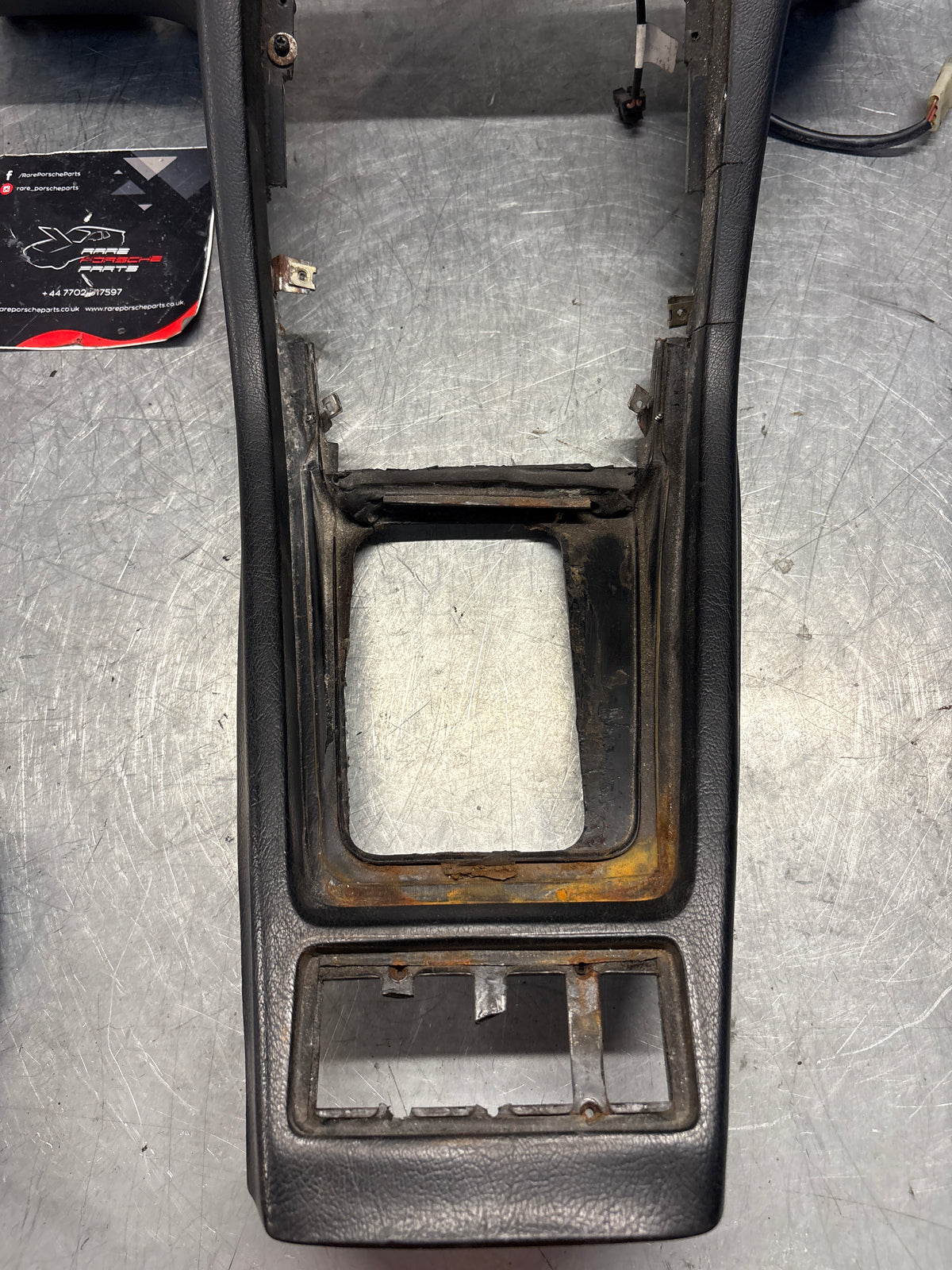 Porsche 928 Console centrale, usata 92855206304 Blu scuro