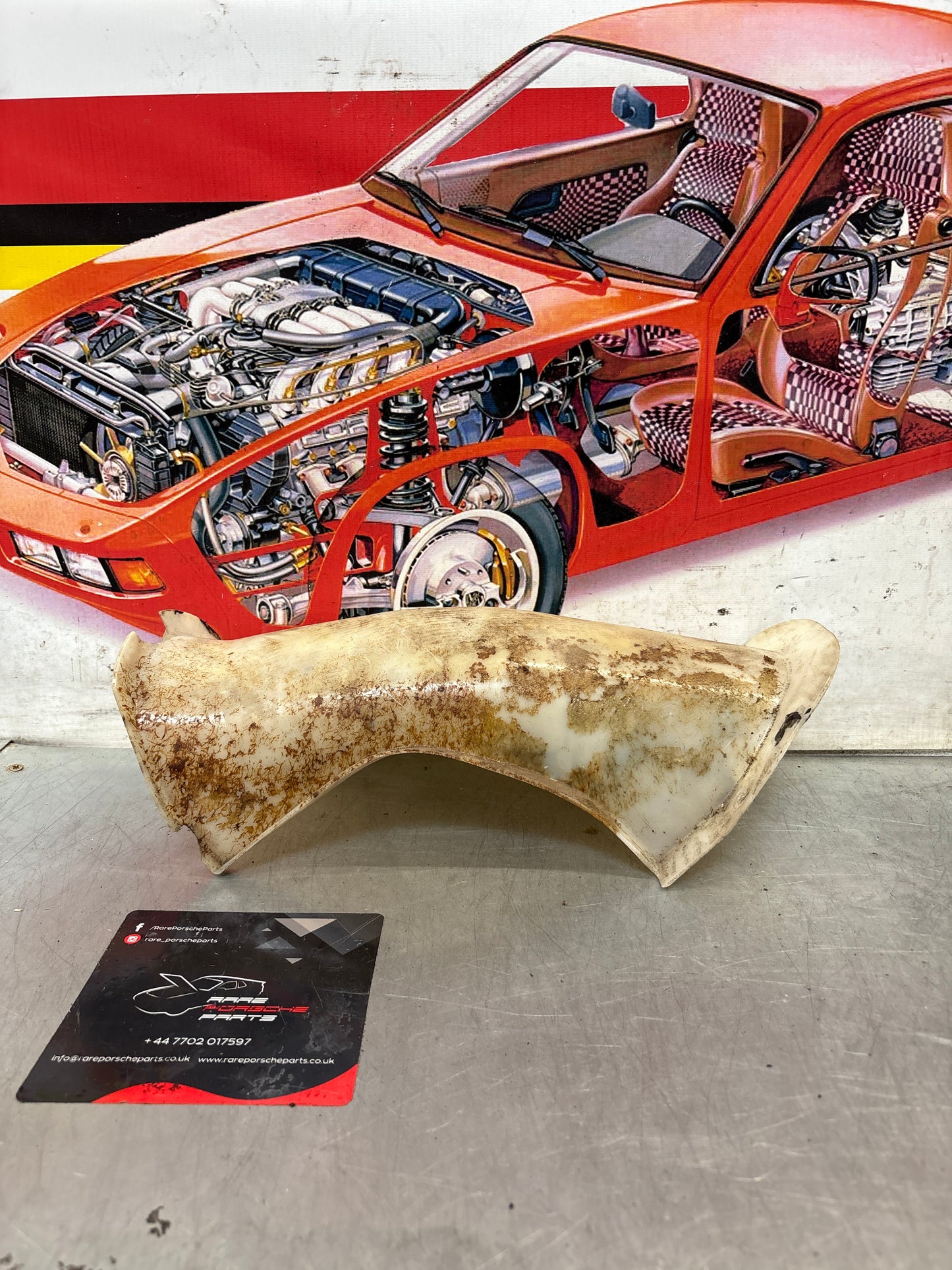 Porsche 924 76-79 filler neck cover, used 477201347C