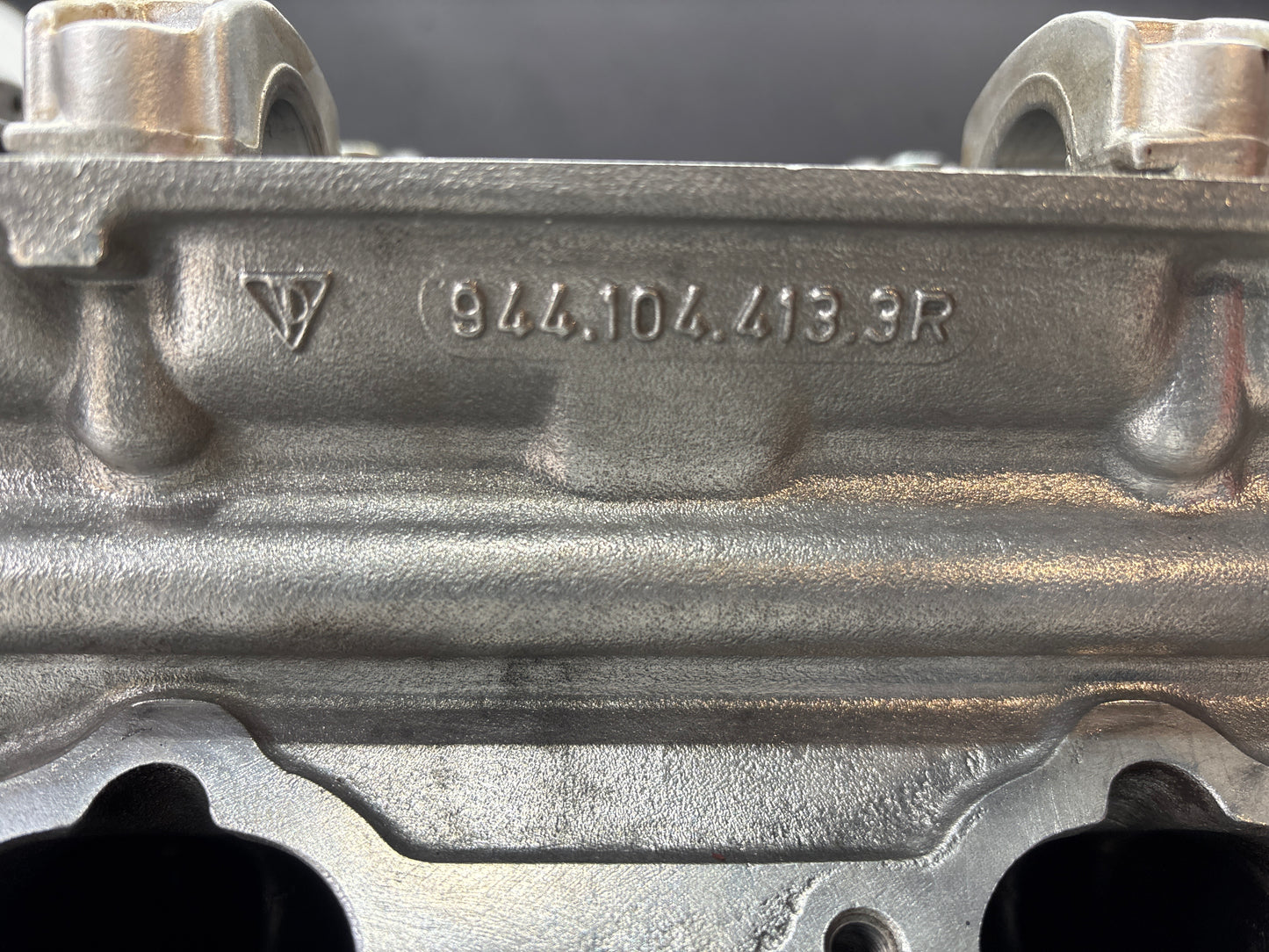 Porsche 944 S cylinder head, refurbished 9441044133R
