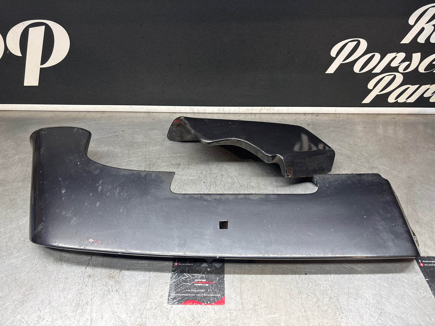 Porsche 944 spoiler posteriore inferiore/splitter/mantovana 95150405200 95150405100 usato