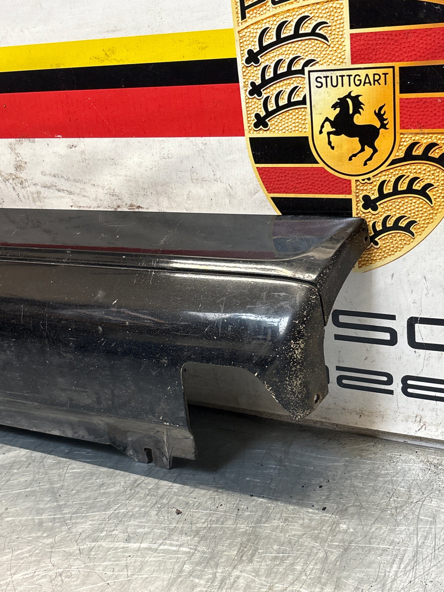 Porsche 911 964 right side sill cover, used 96455919401