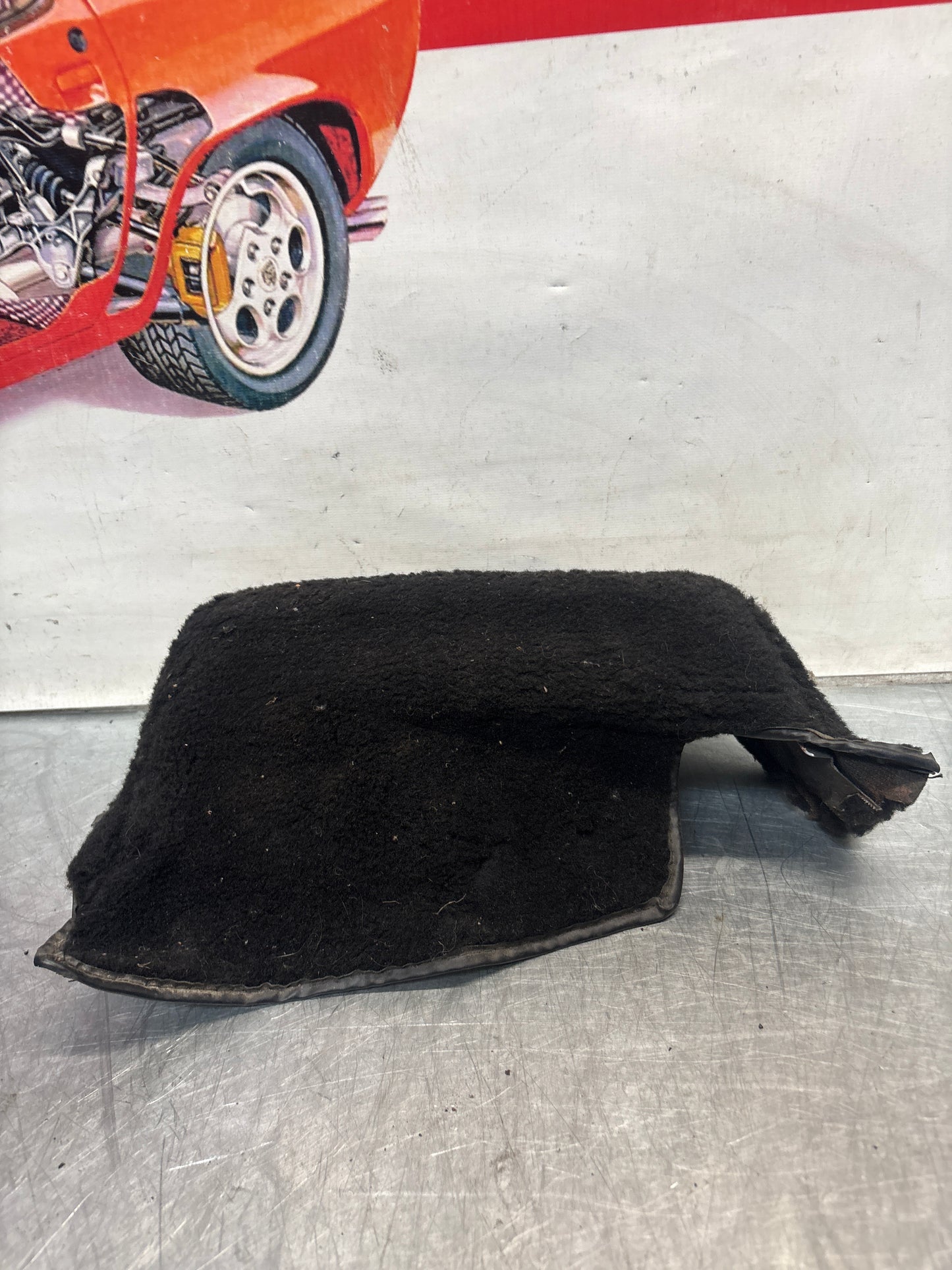 Porsche 928 handbrake sorround carpet, black, used