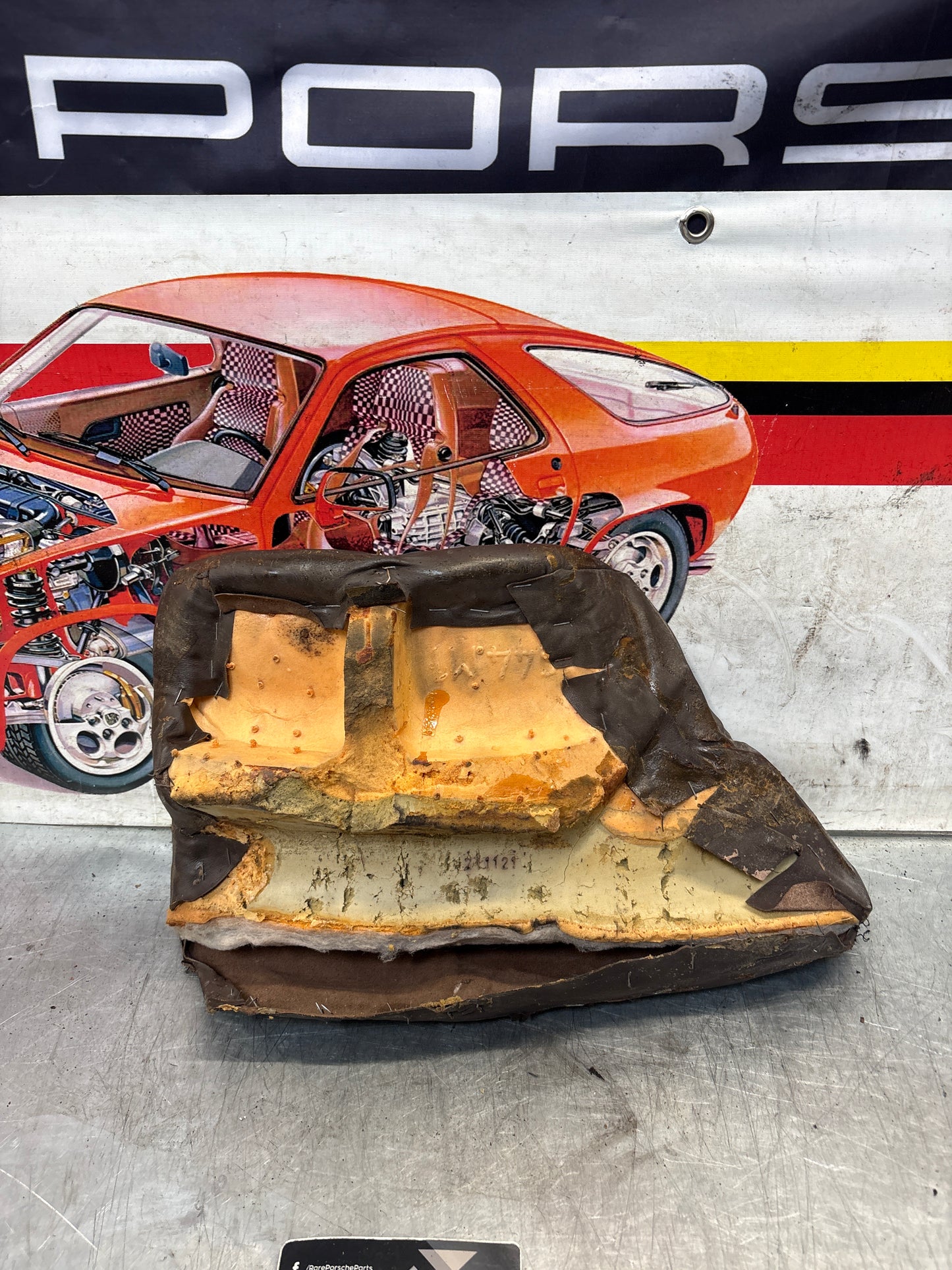 Porsche 928 rear right seat cushion, brown, leather, used 92852206051