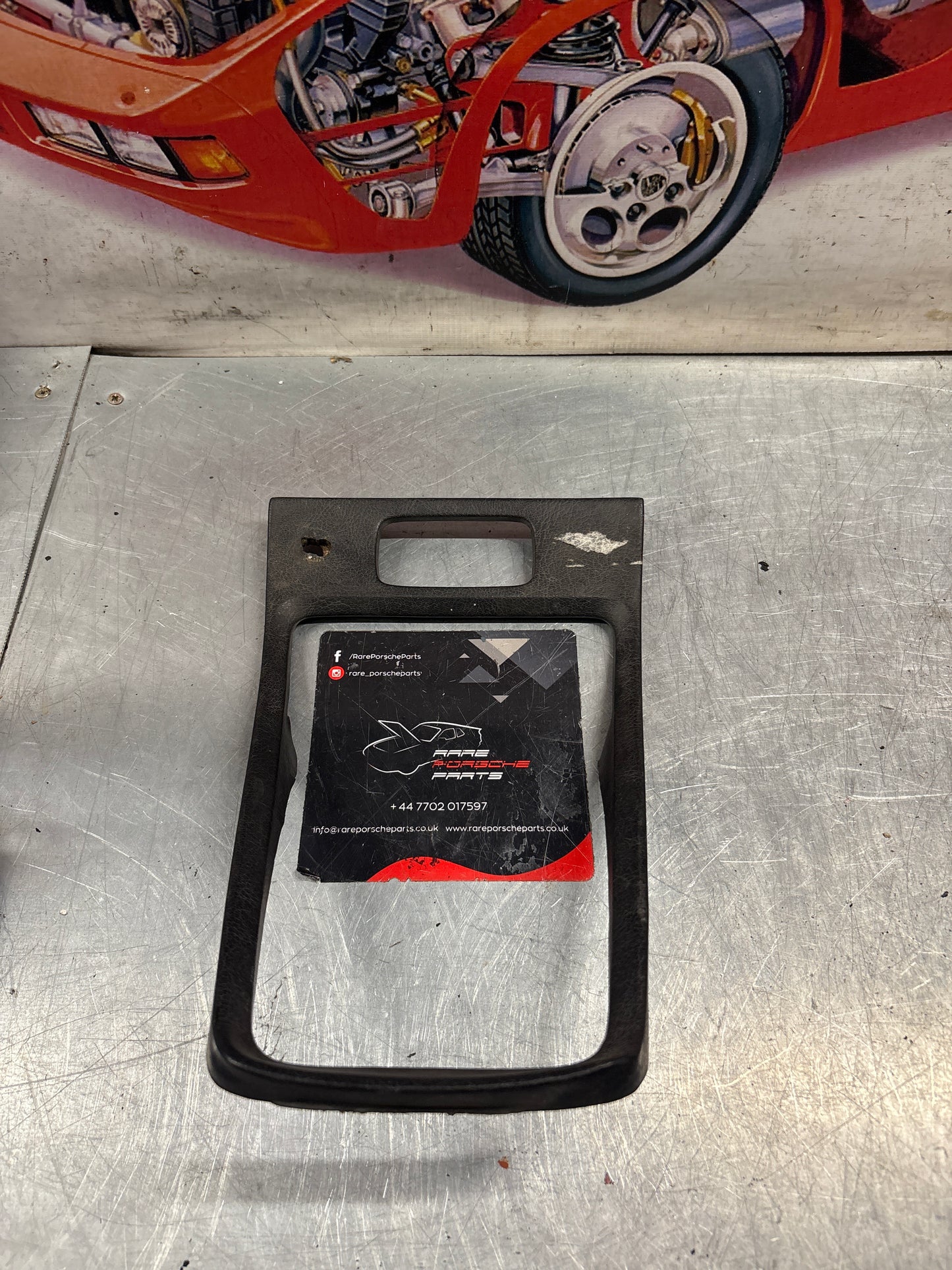 Porsche 928 Centre Console Gear Stick Surround Trim 92855204708 Black used