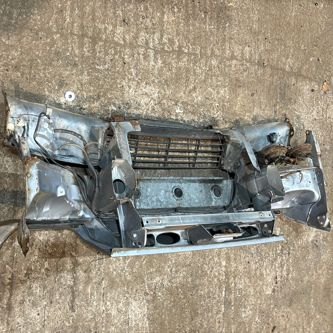 Porsche 924 Front end section cut