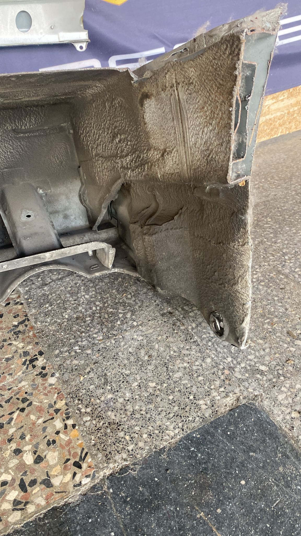 Porsche 944 complete rear cut used, 94450303701