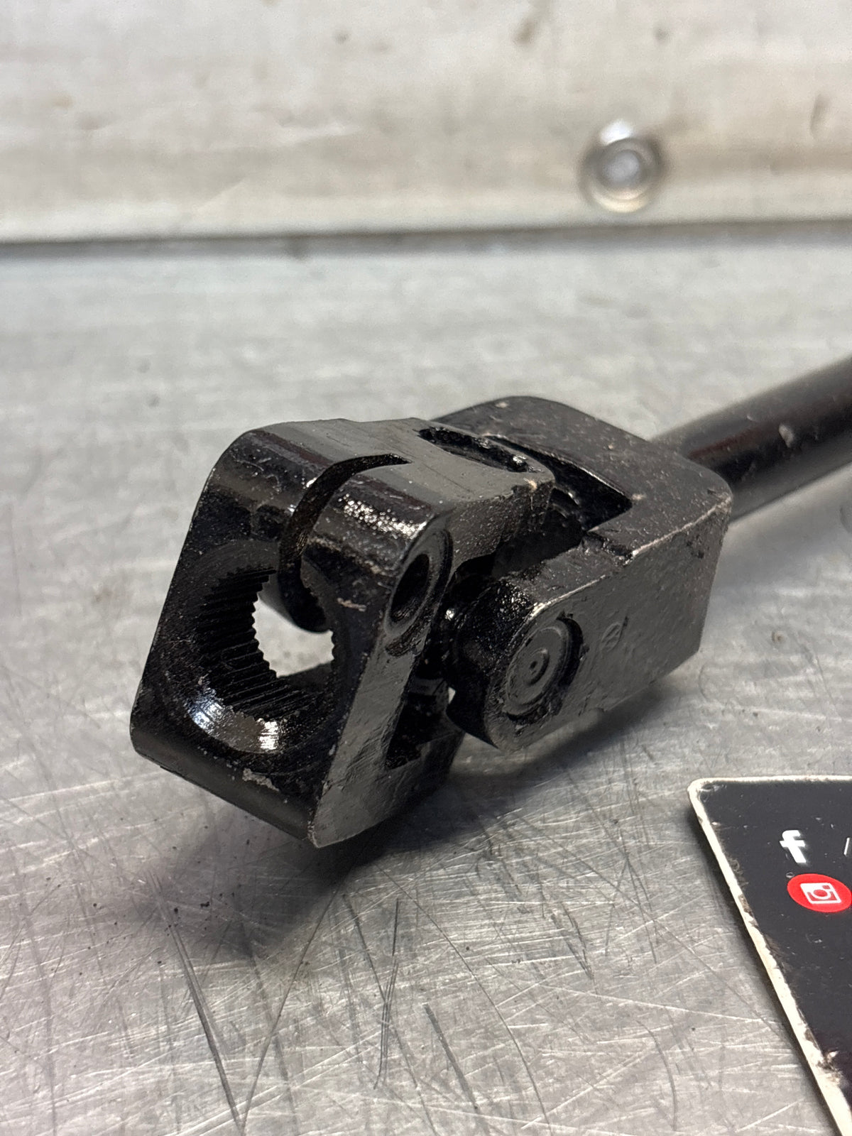 Porsche 944 / 968 power steering coloumn shaft, refurbished 94534702701