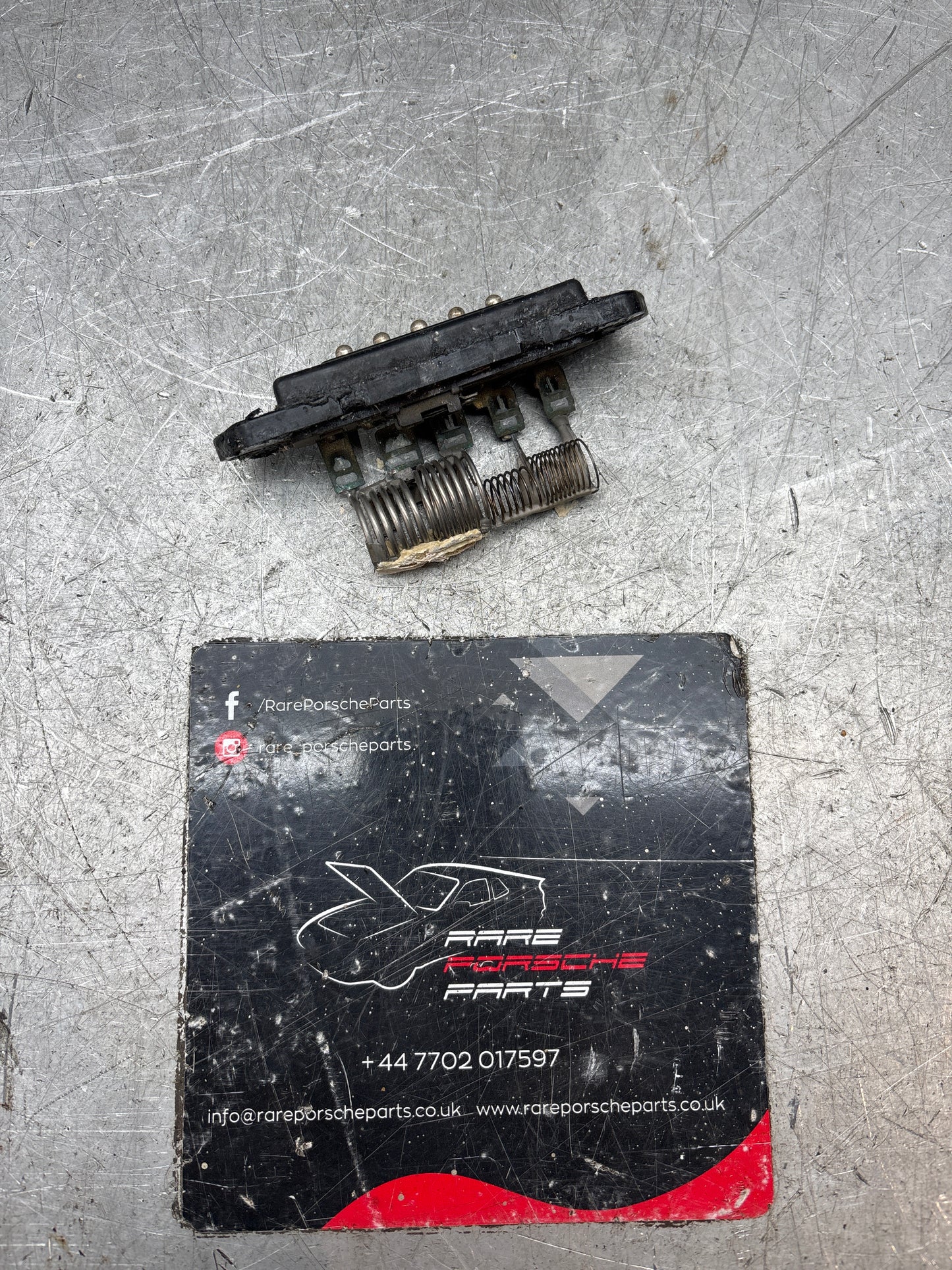 Porsche 944 968 heater motor resistor. 94461610500 used, tested