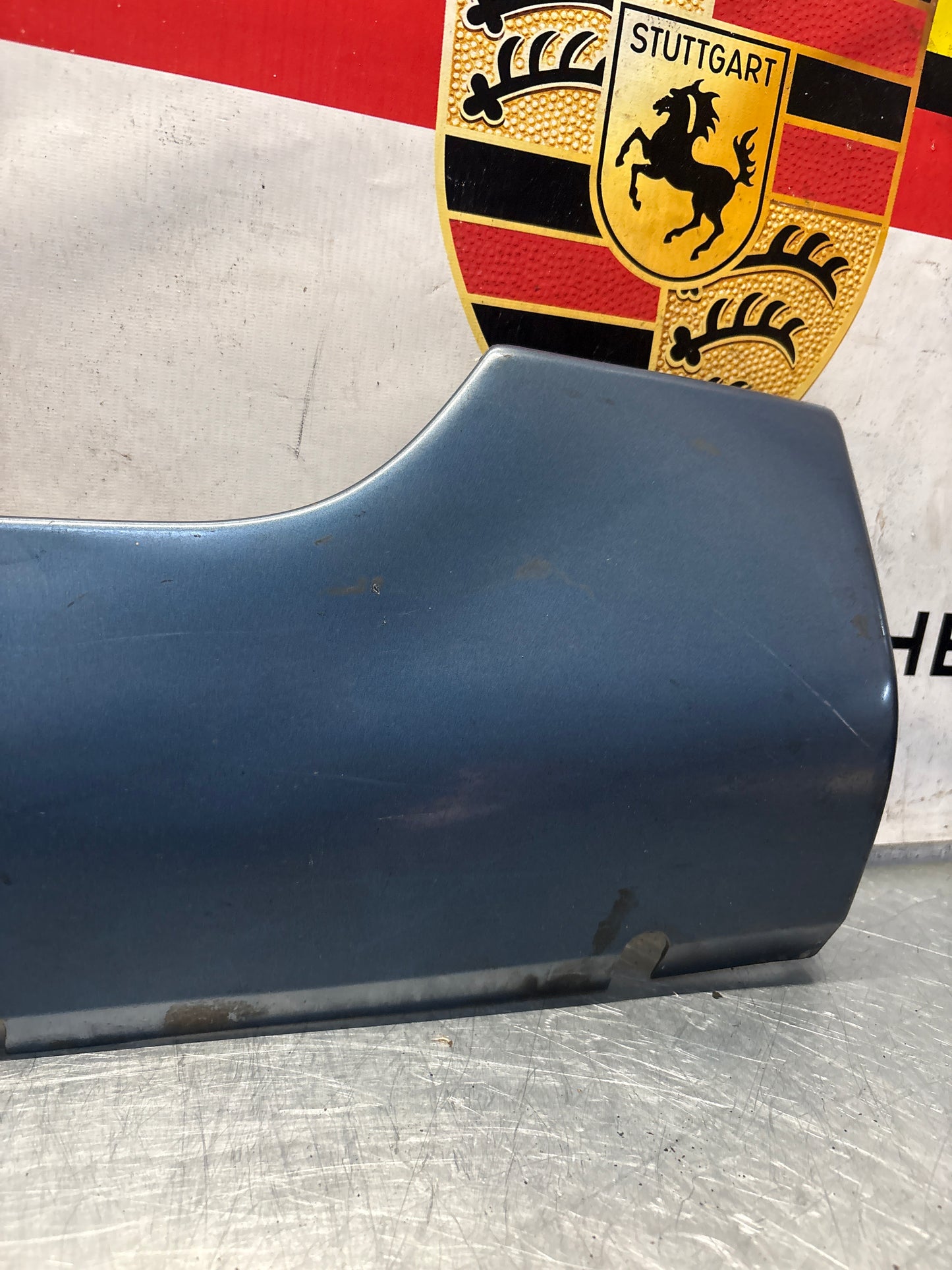 Porsche 928 S4 left sill cover, used 92855908502