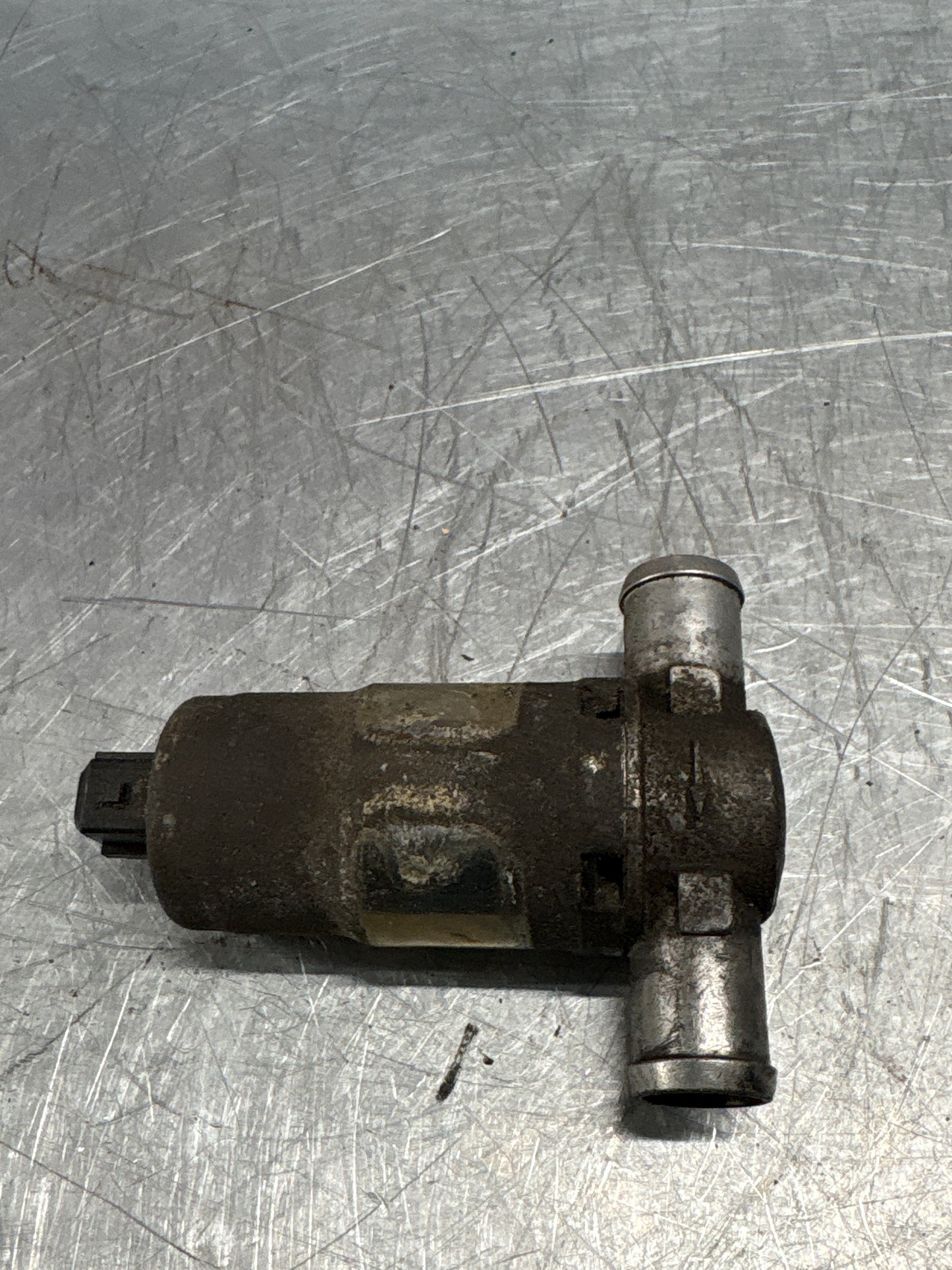 Porsche 924/944 idle air control valve, used 0280140501