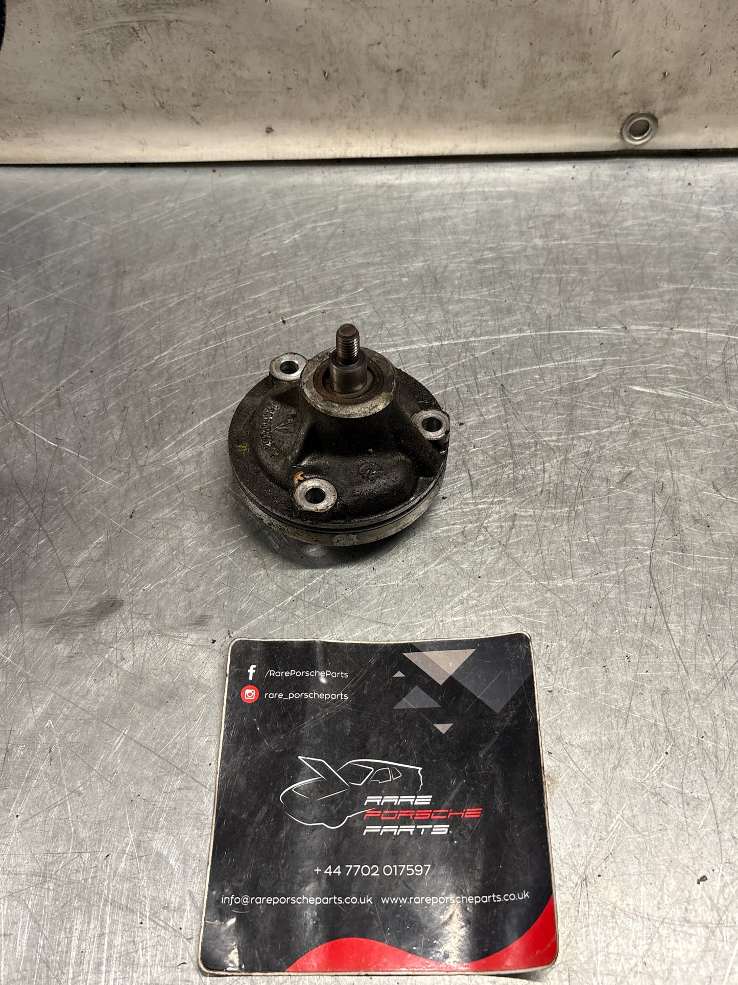Porsche 928 Oil pump, used 9281071157R