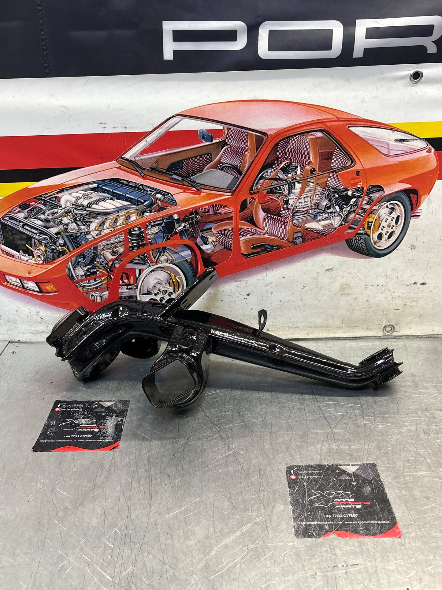 Porsche 924 944  -85.5 Rear right trailing arm,  refurbished 94433102200