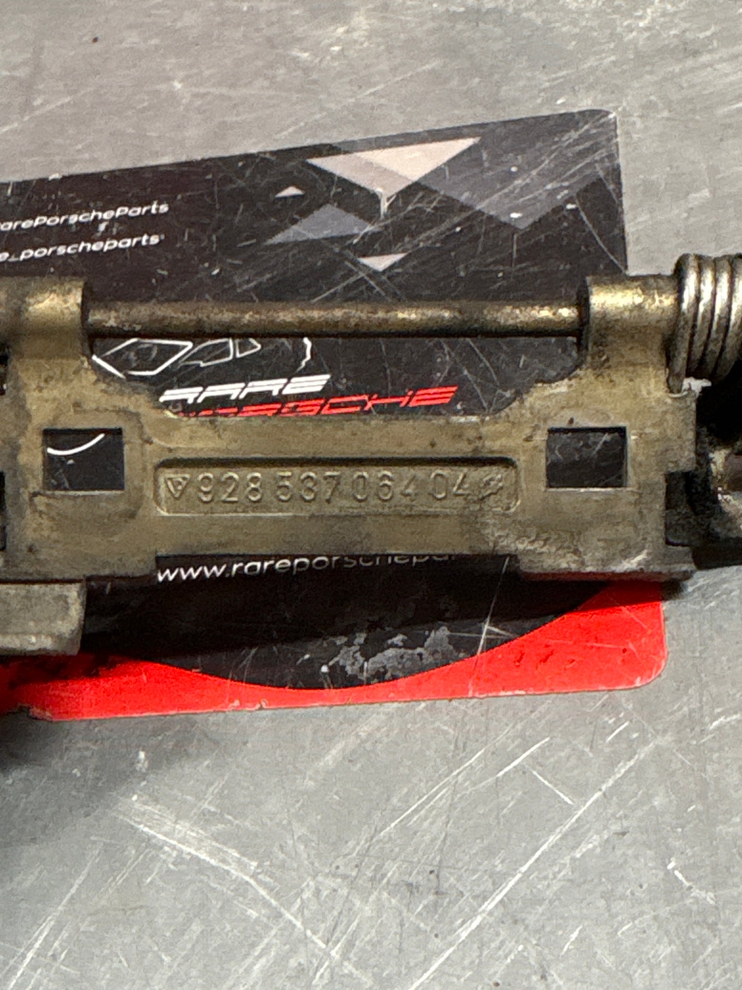 Porsche 928 black door handle assembly used, right 92853706404