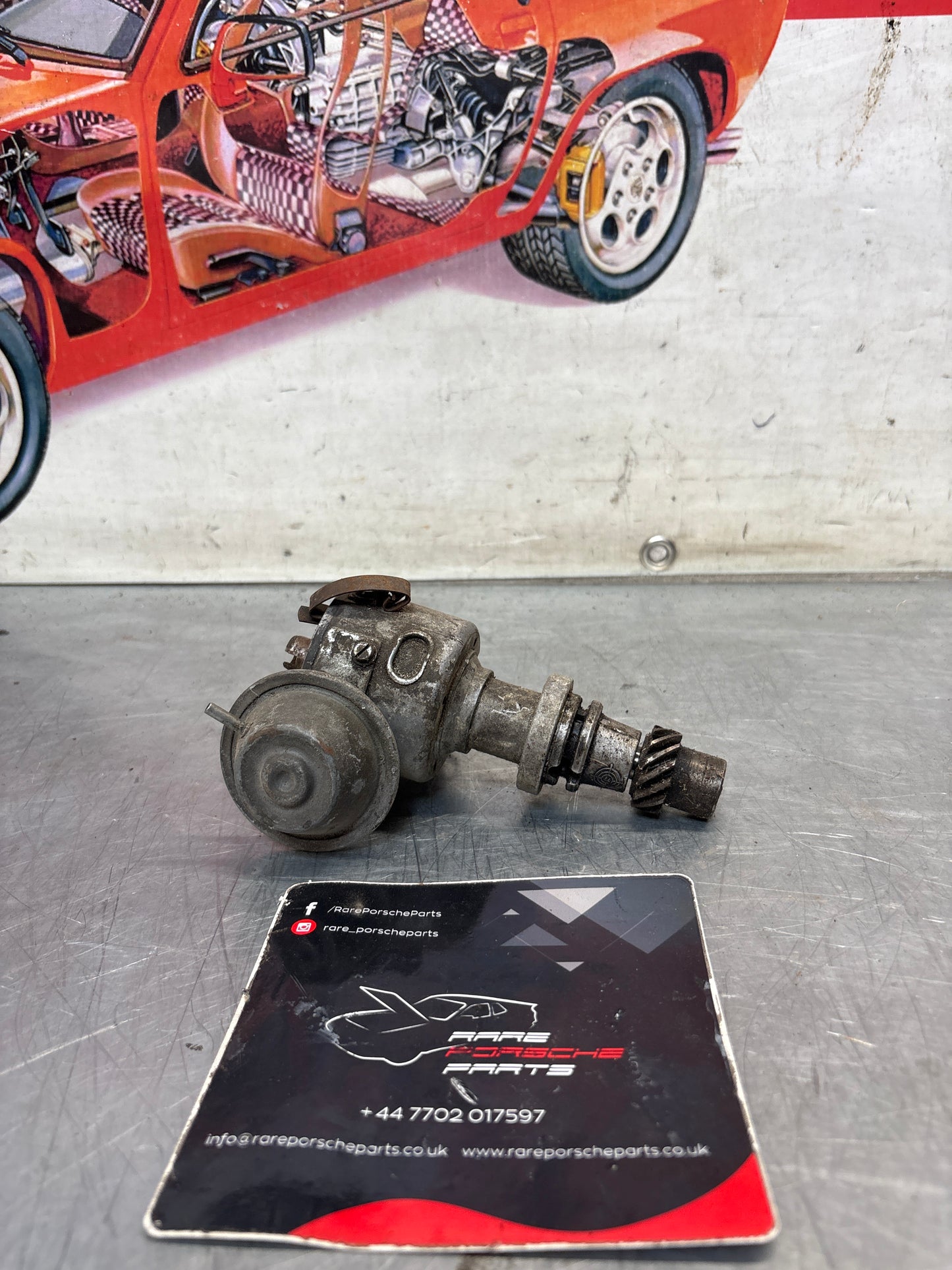 Porsche 924 ignition distributor, used 0231170202 / 047905205B