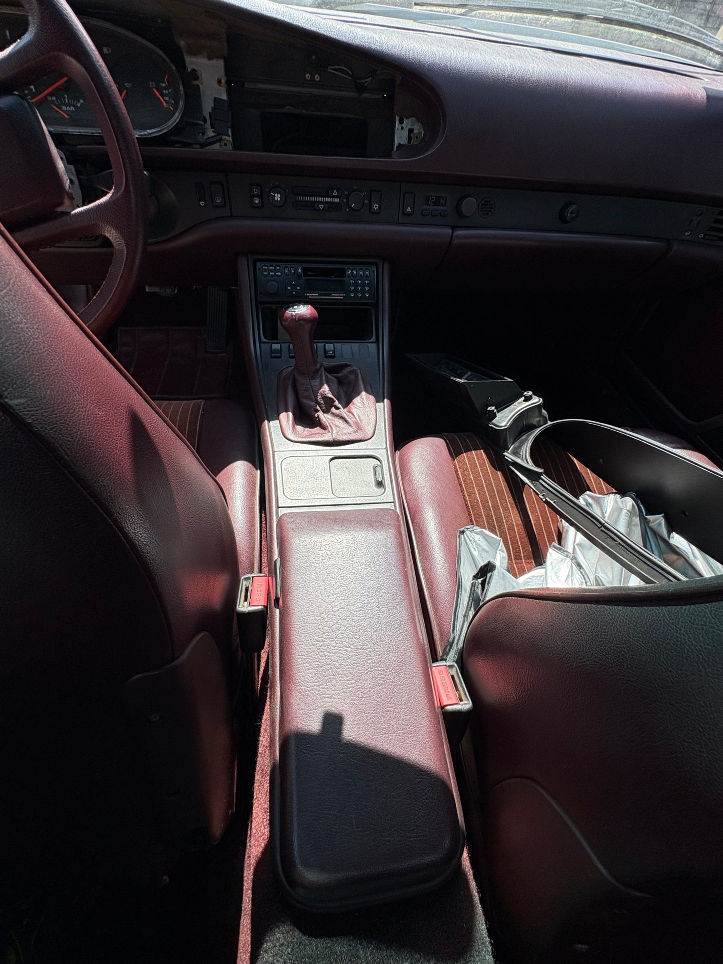 Porsche 944 Turbo/S2 complete Burgundy Interior with Recaro Sport seats, LHD