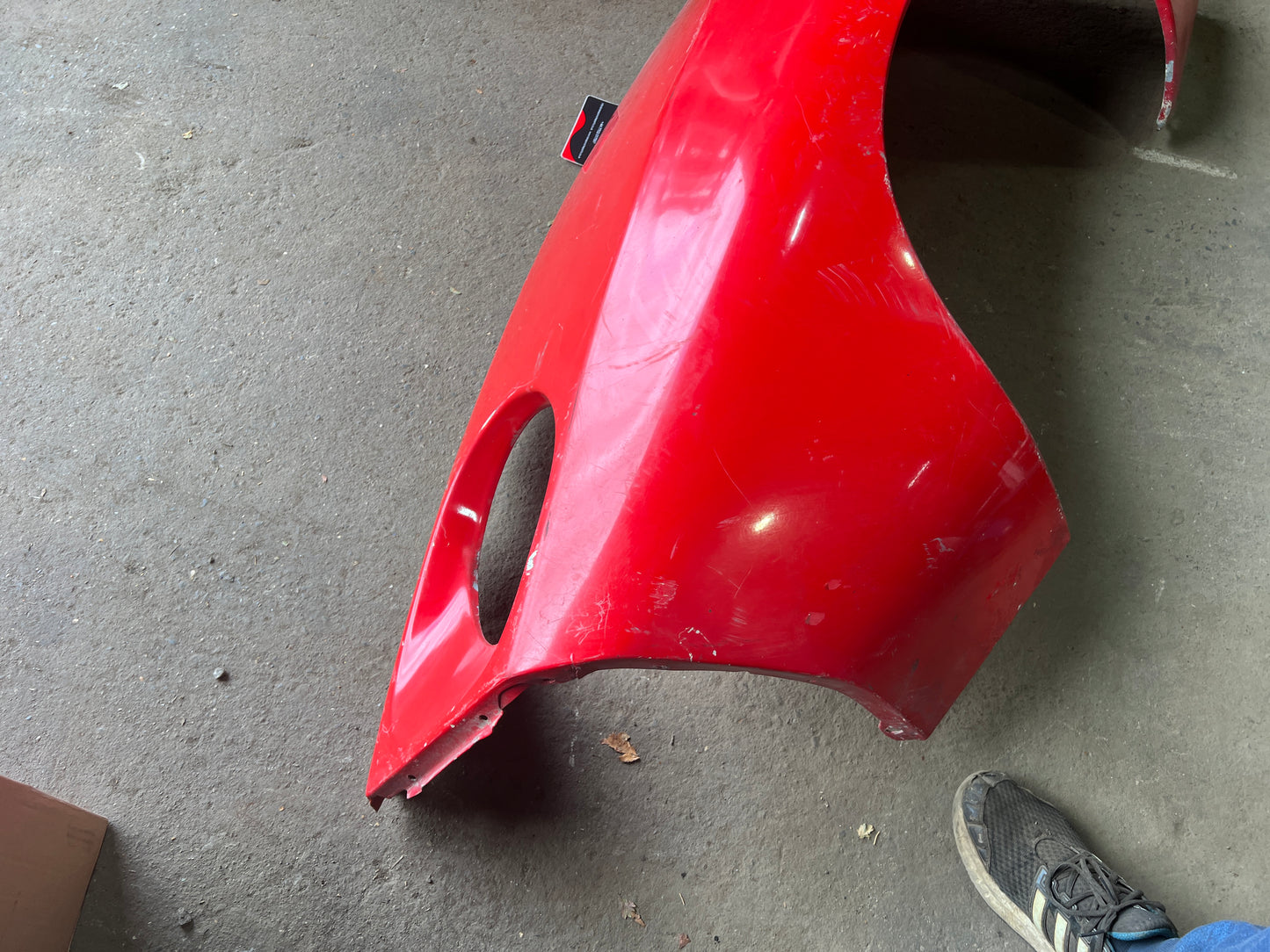 Porsche 928 -87 front left wing, 92850301103 used