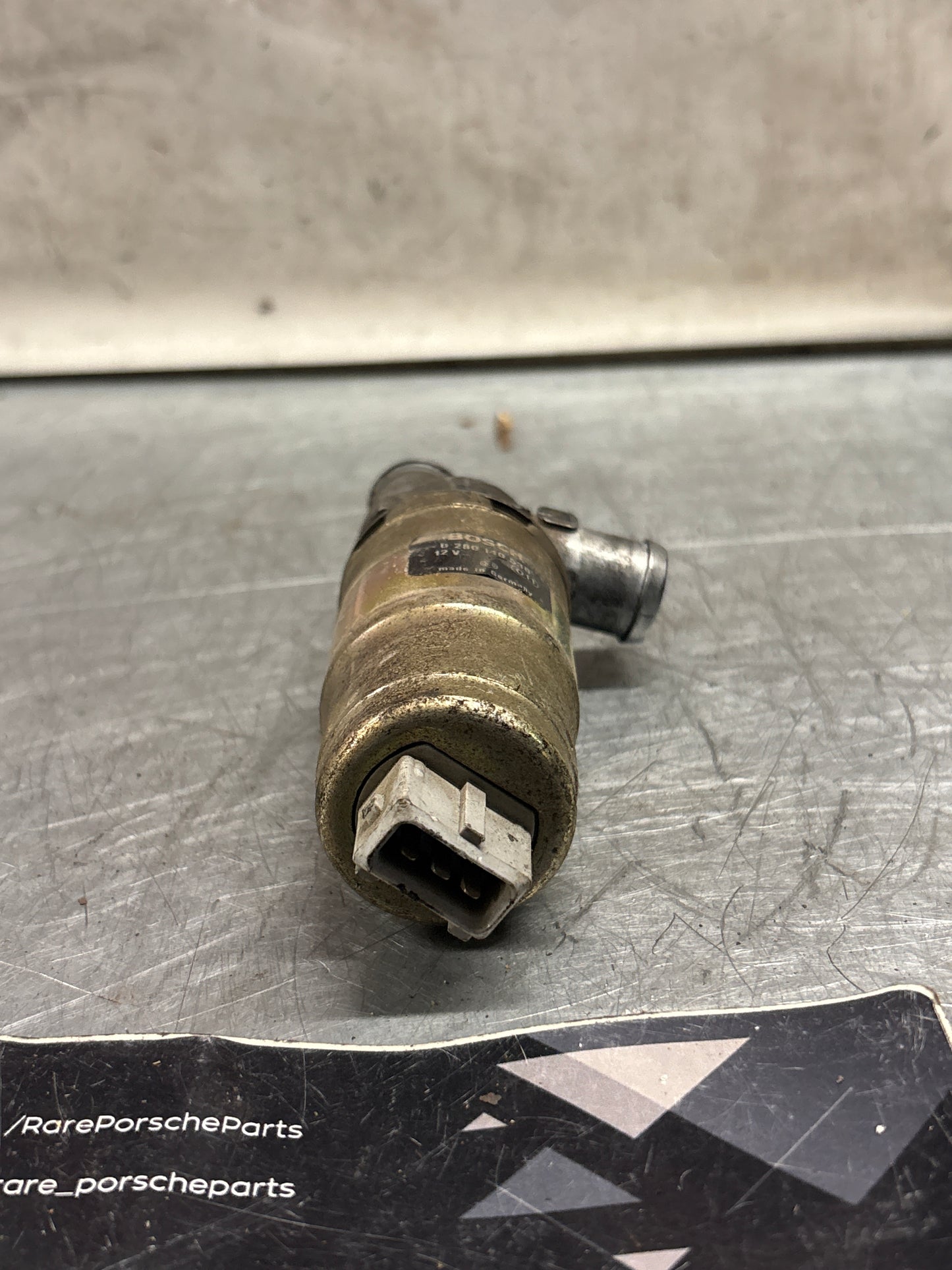 Porsche 968 idle control air valve, used 0280140536