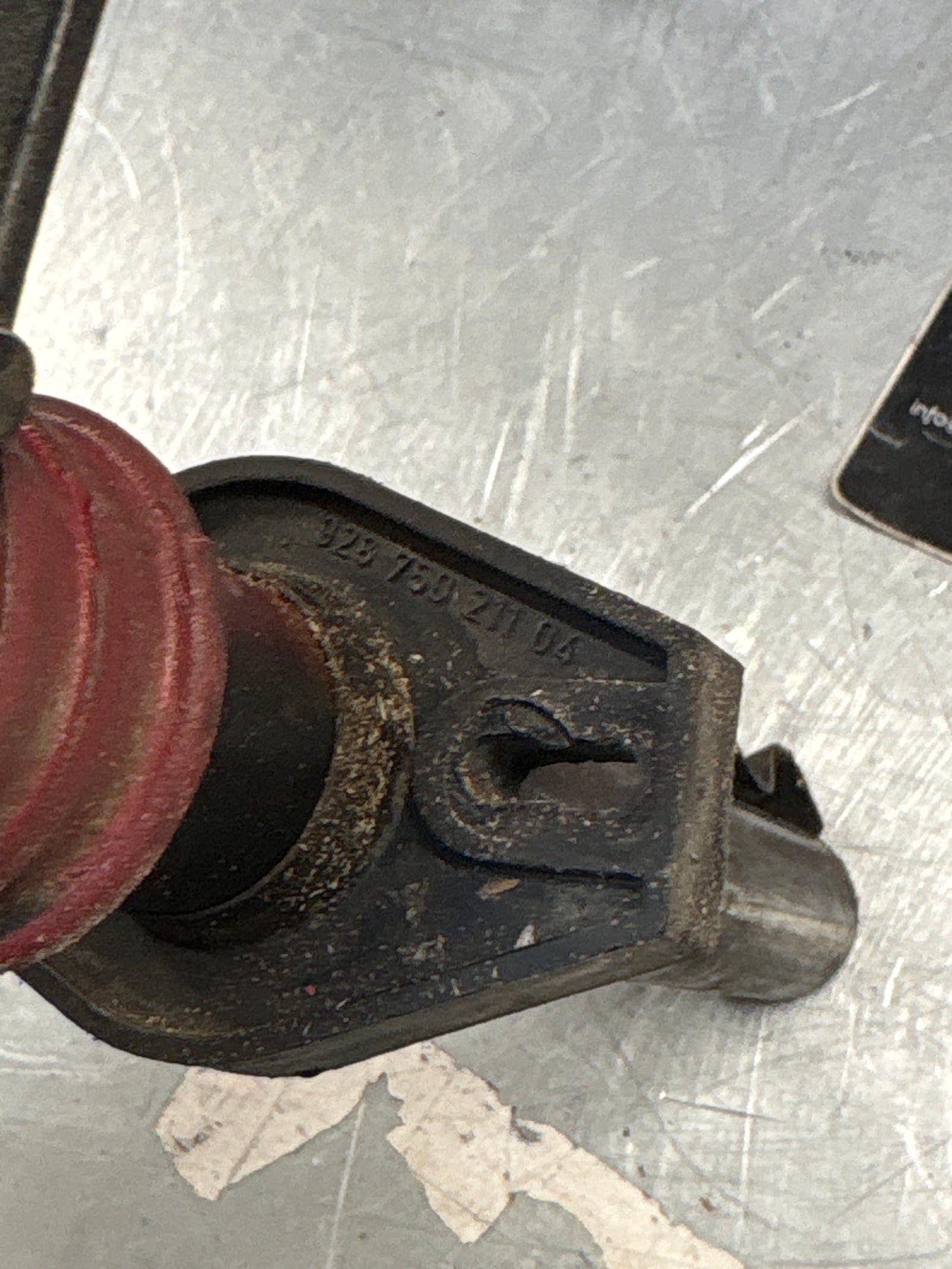 Porsche 928 right headlight swivel frame without bearing 92875024902 92875024302 used