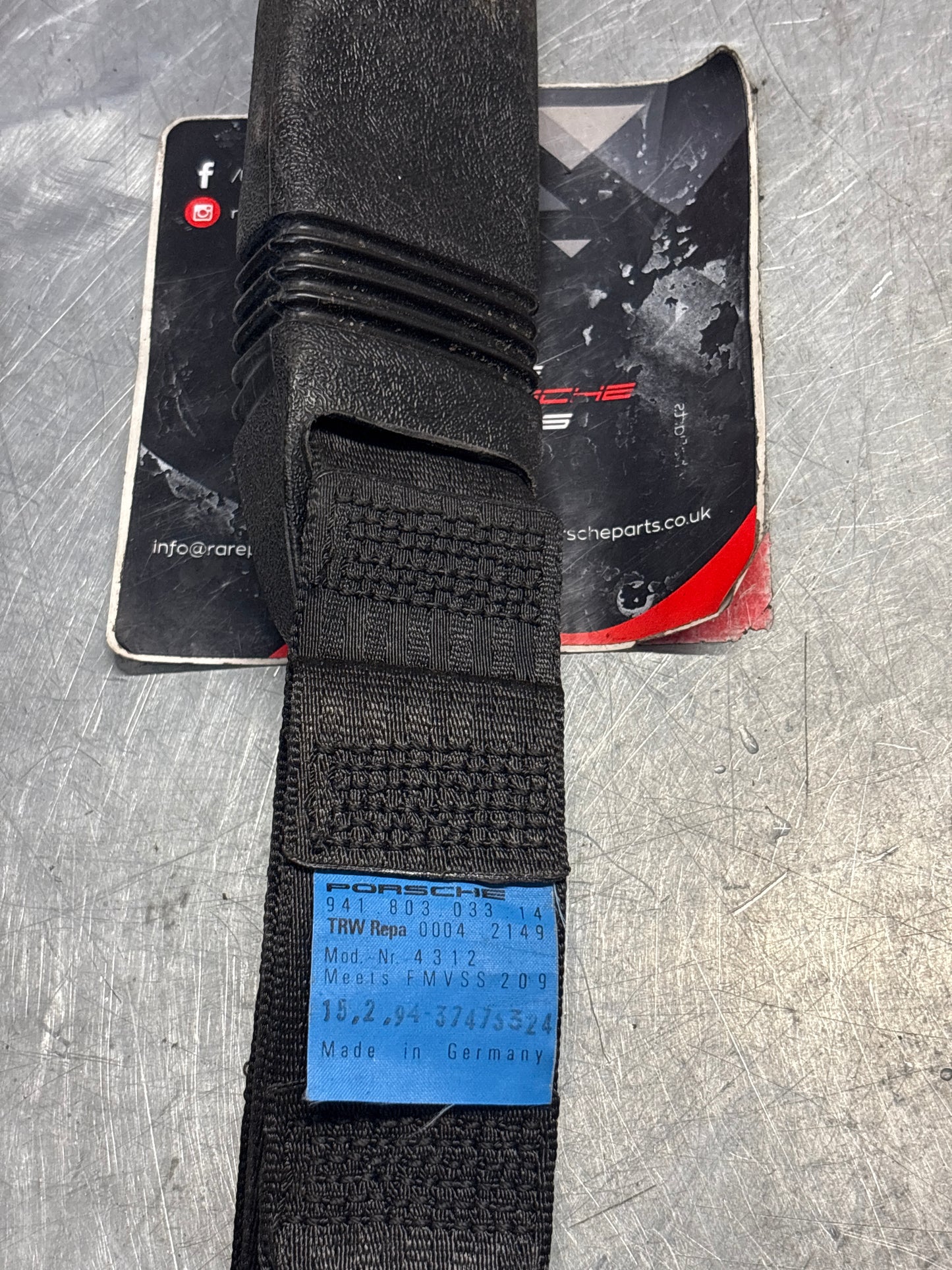 Porsche 968 / 944 S2 Cabriolet front right seatbelt, used 94180303414