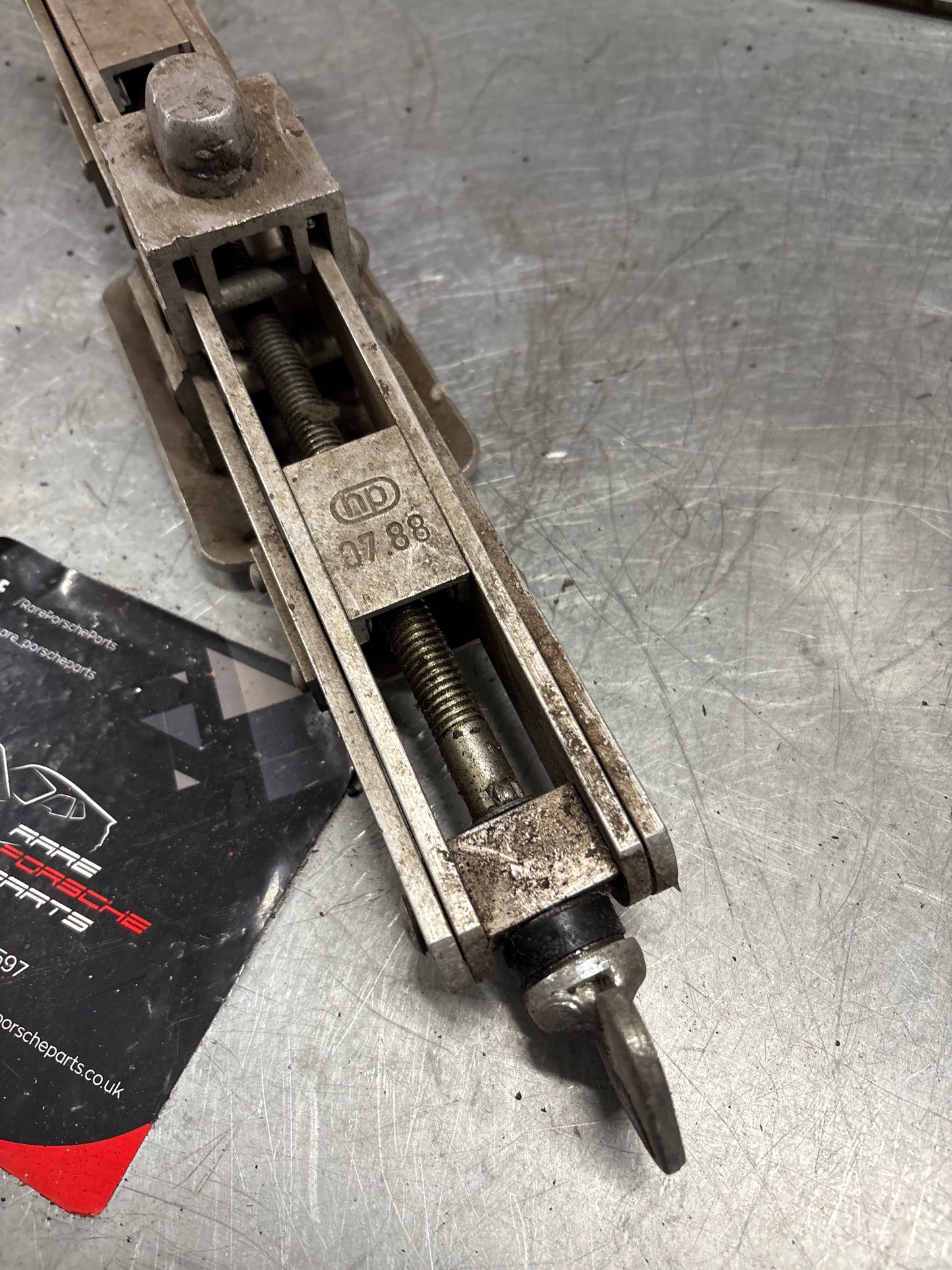 Porsche 944 / 944 Turbo spare tire jack lift, used
