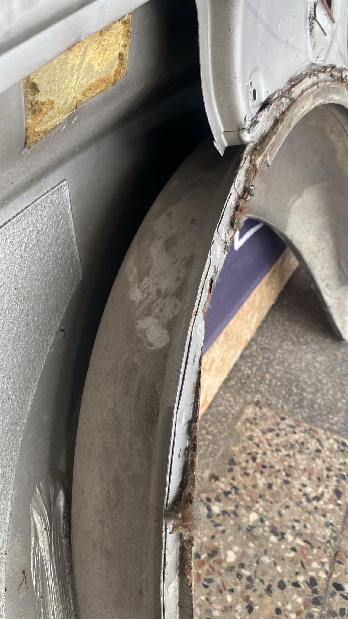 Porsche 944 left side cut, rear fender, 94450390303 with some rust