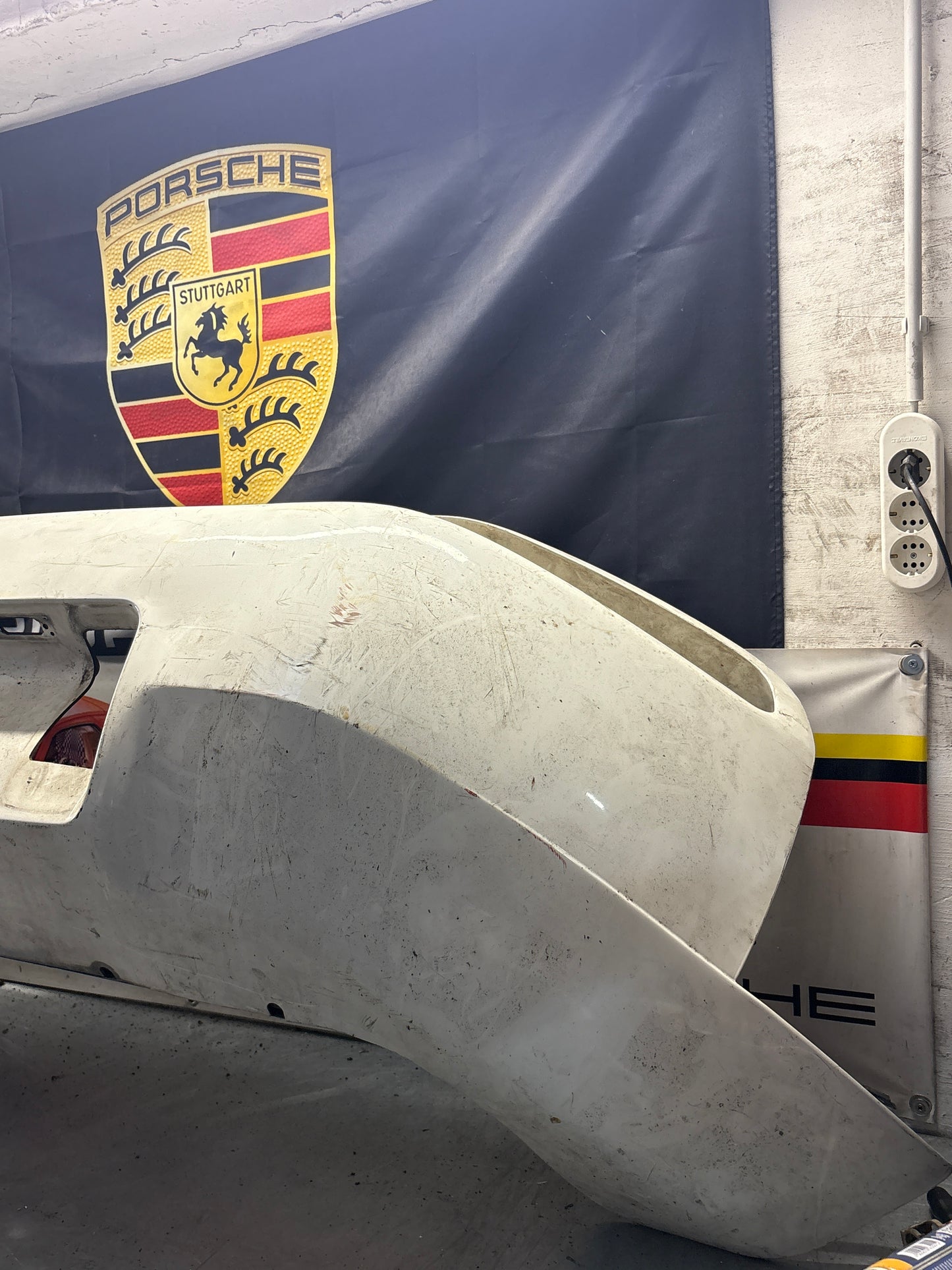 Porsche 928 S/S4 rear bumper, used 92850512320