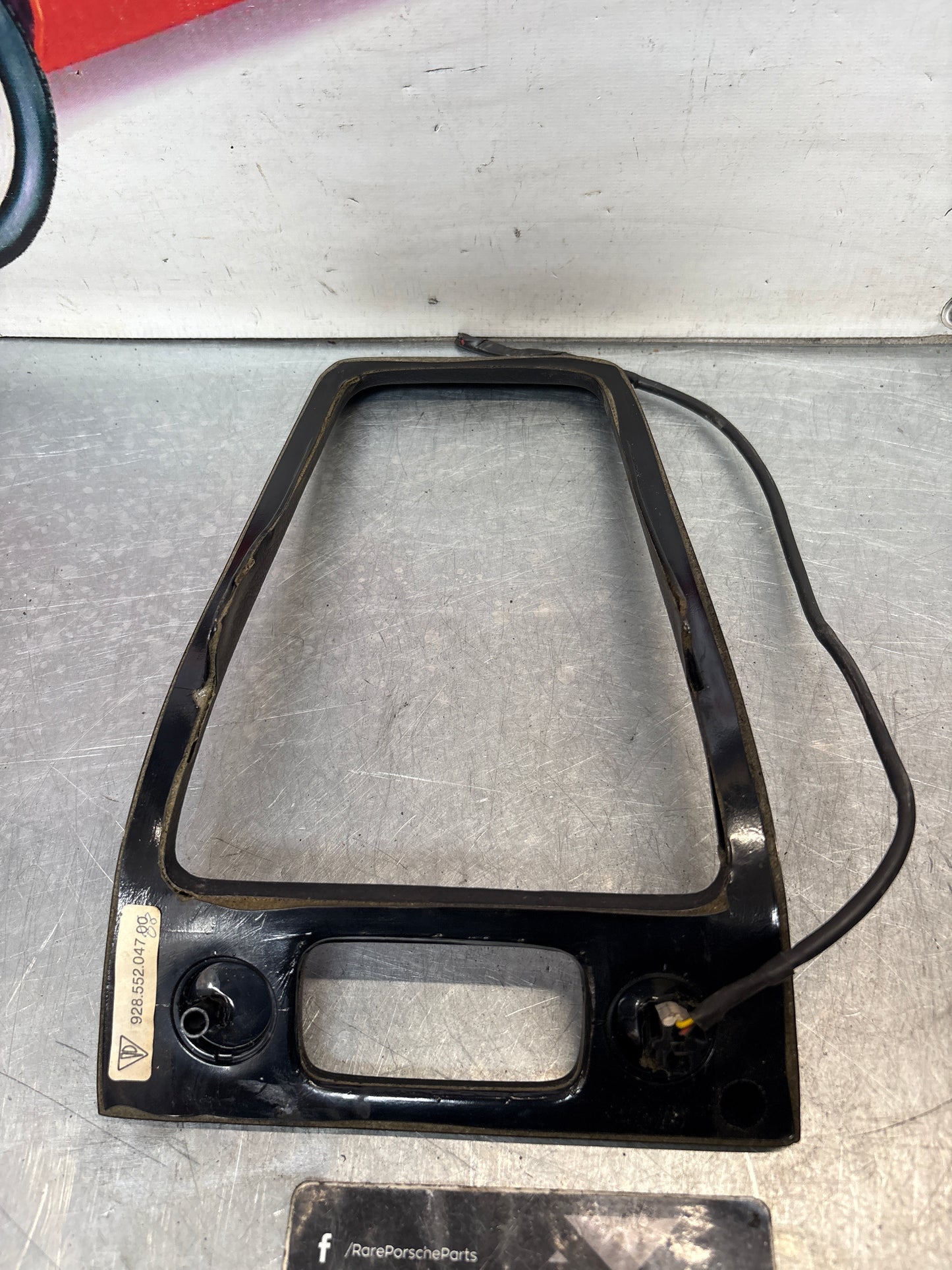 Porsche 928 Centre Console Gear Stick Surround Trim 92855204708 Black used