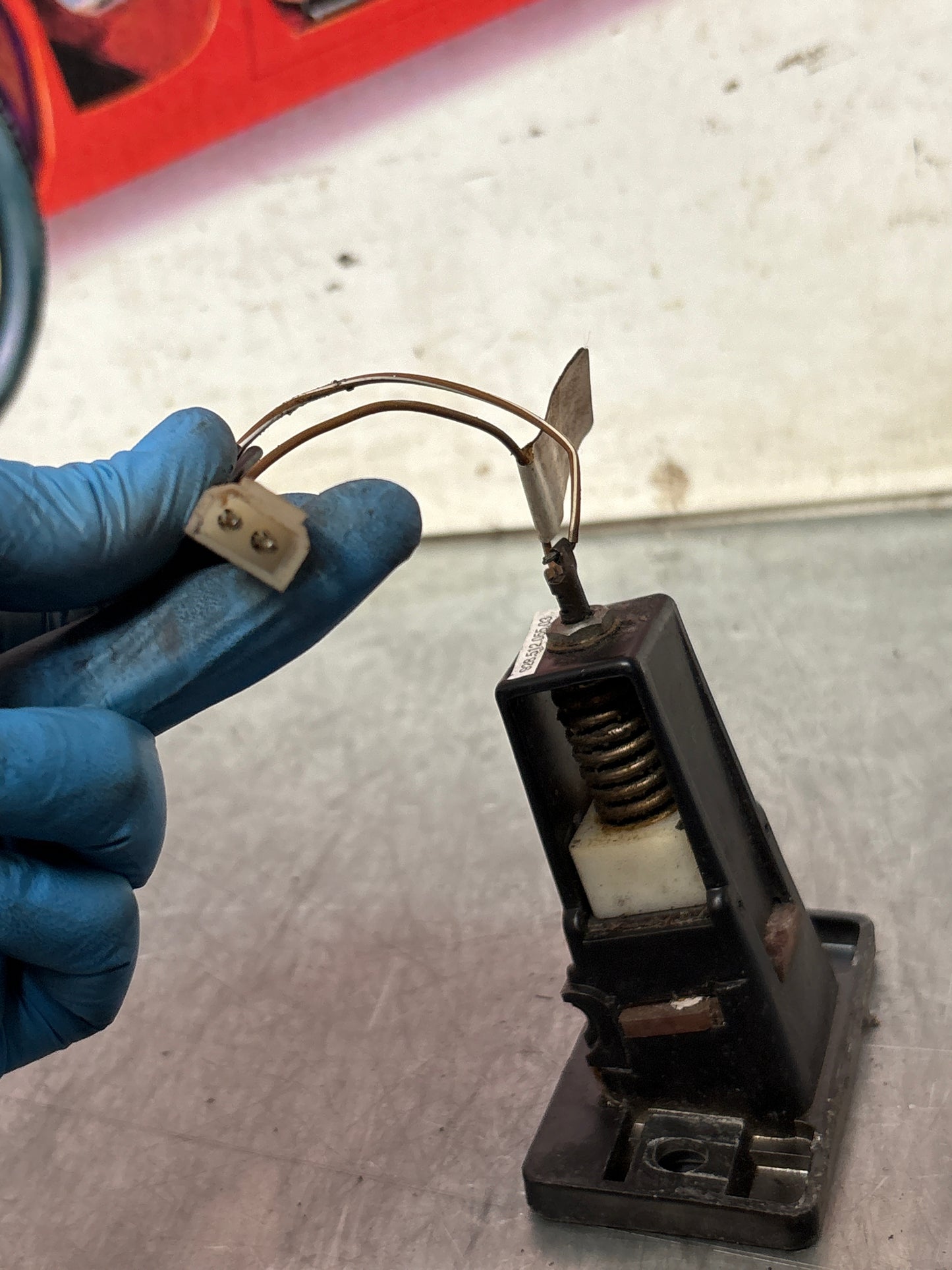 Porsche 928 rear boot lock receiver, 92851205503