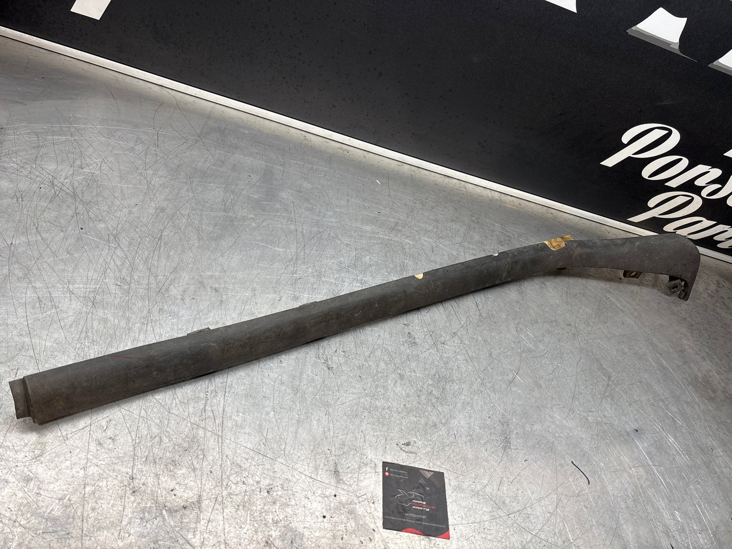 Porsche 944 lower door sill trim molding right side, spares or repair 95155919600