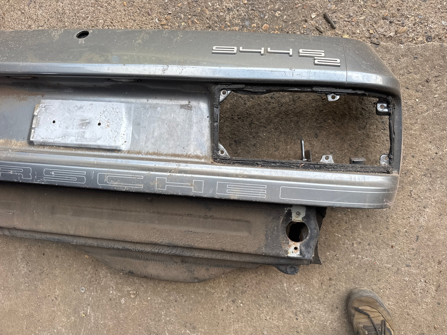 Porsche 944 S2 rear end cut, 94450303701, used