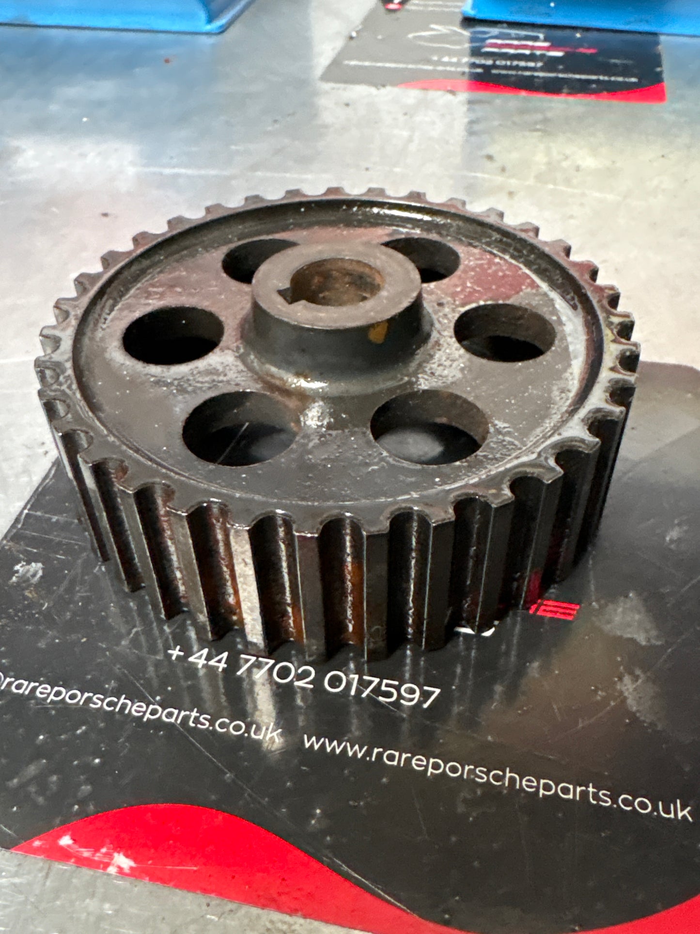 Porsche 928 Engine Oil Pump gear pulley, steel used 92810710711