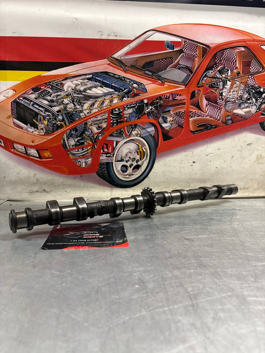 Porsche 928 S3 M28.45/46 engine Camshaft, intake side, cylinder 1-4, used 9281052913R / 92810529108