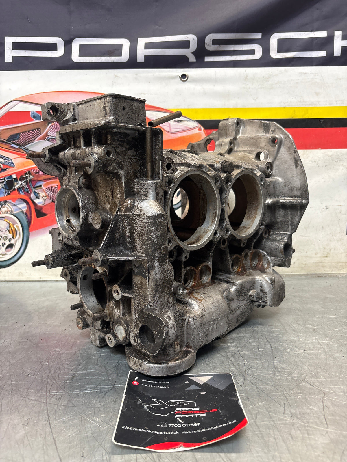 Porsche 914 1.8L engine case, used EC042661