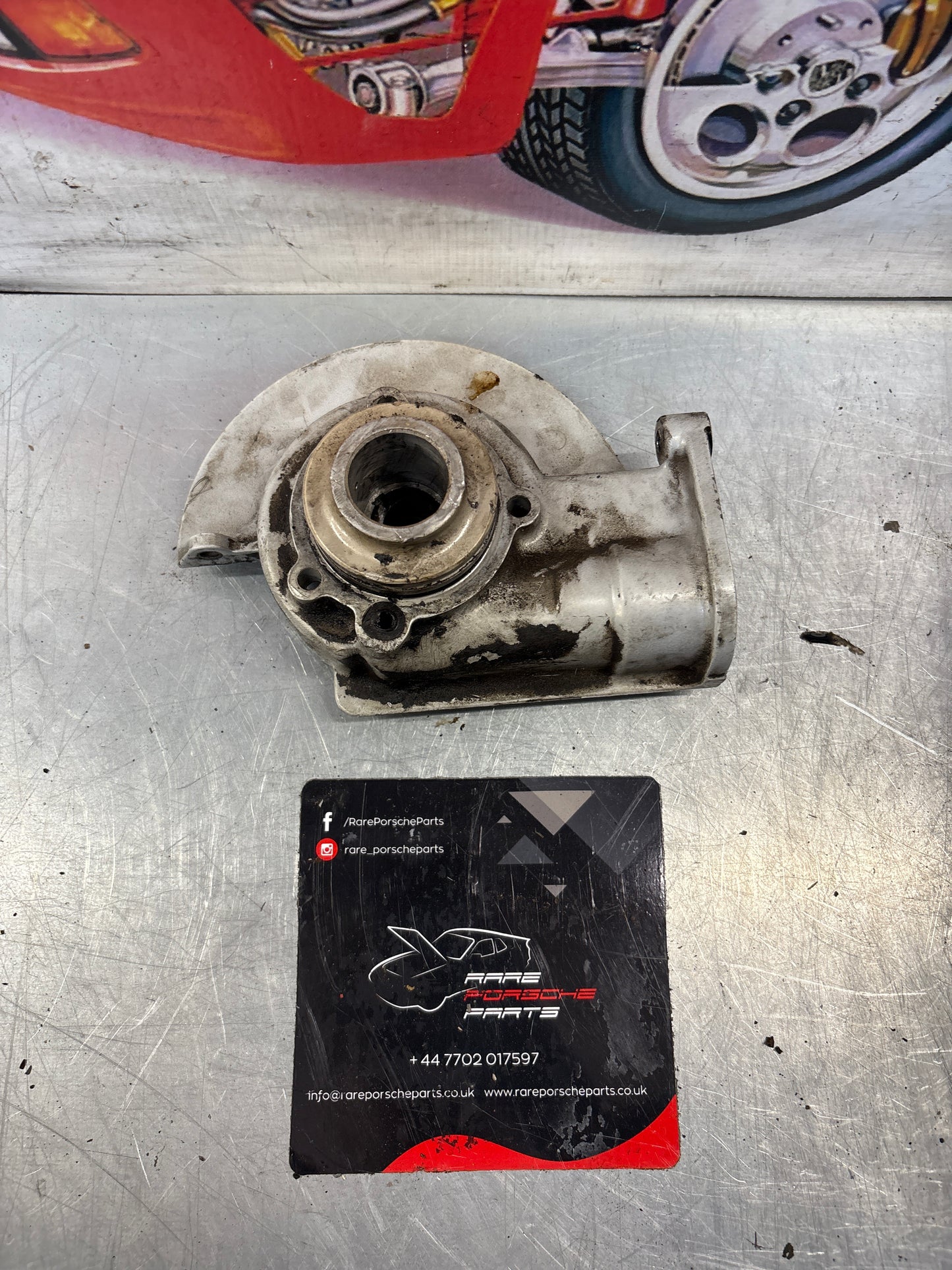 Porsche 928 Oil pump housing, used 9281051362R