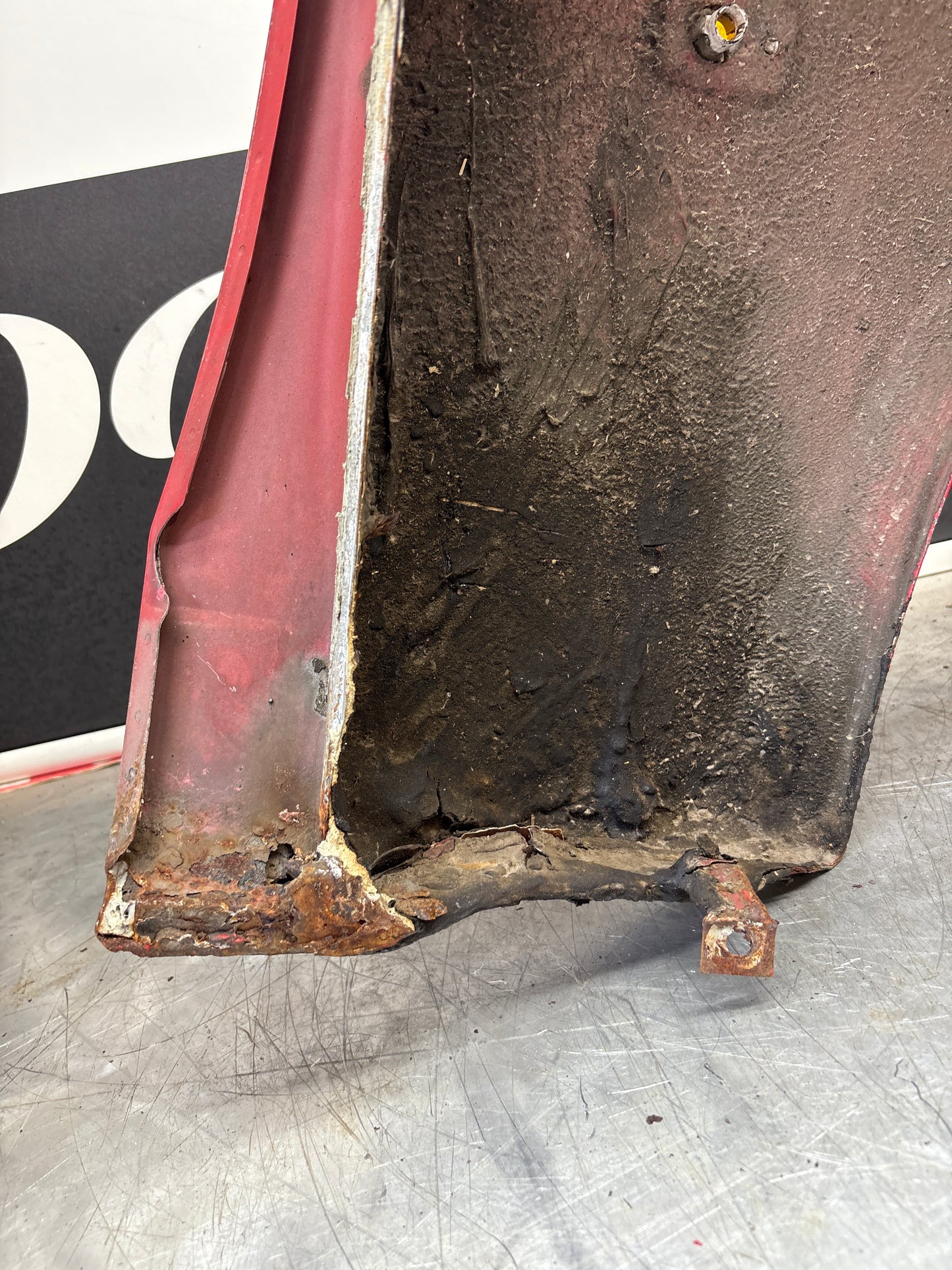 Porsche 944 early left front wing, please see photos, used