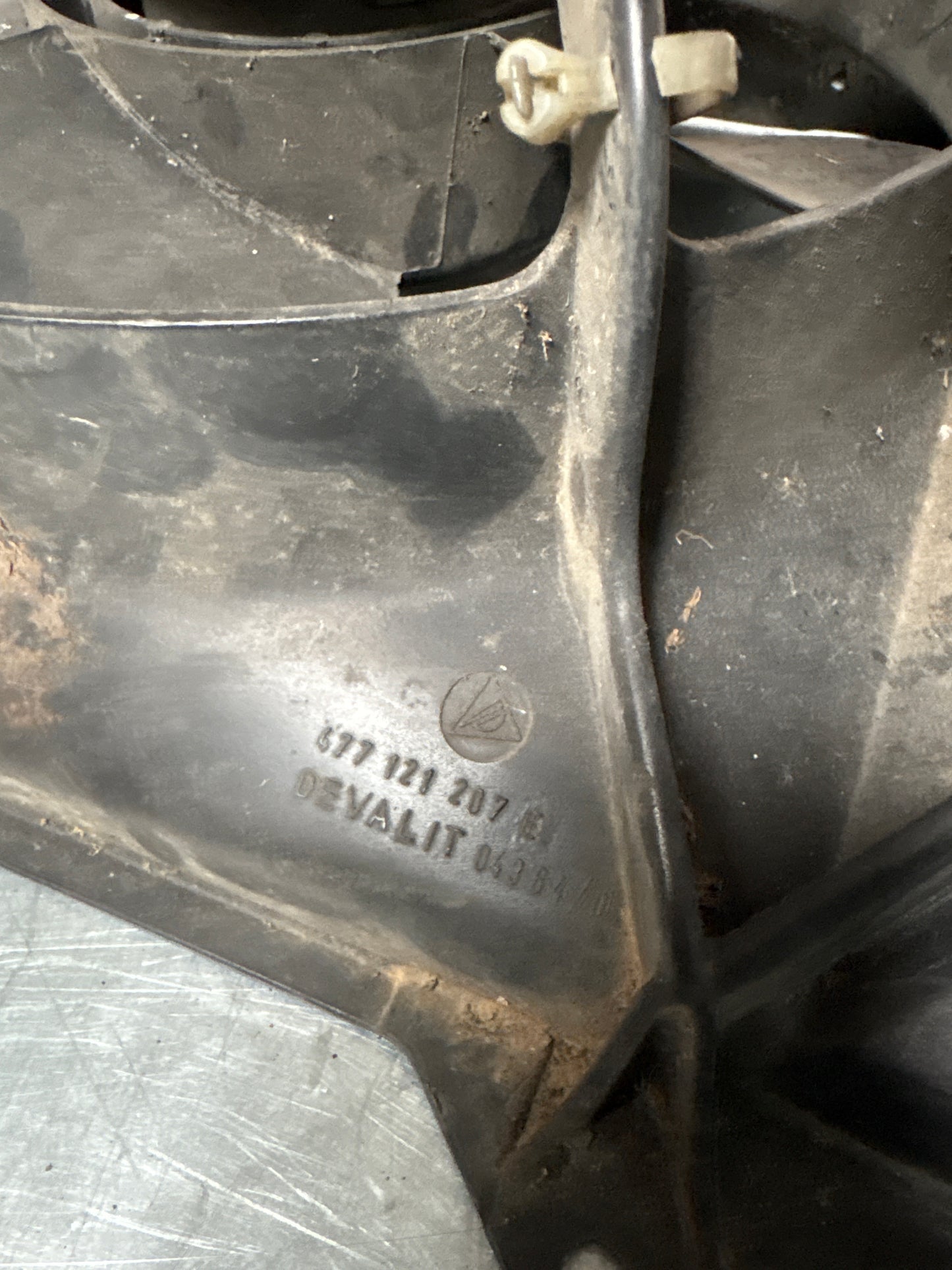 Porsche 924 / 924 Turbo / 944 twin radiator, used 477121207E / 477959455C