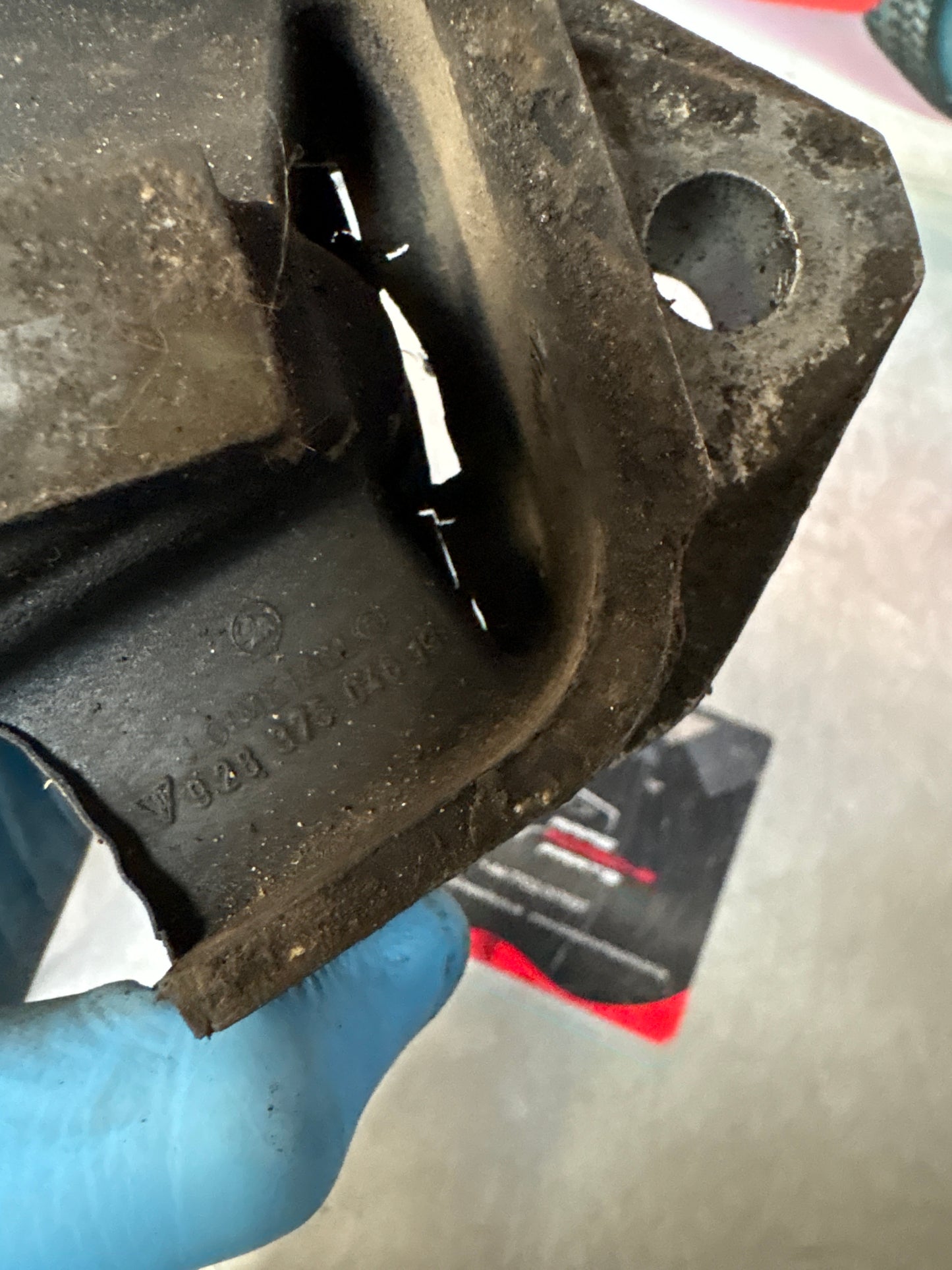 Porsche 928 transmission mount, used 92837504613