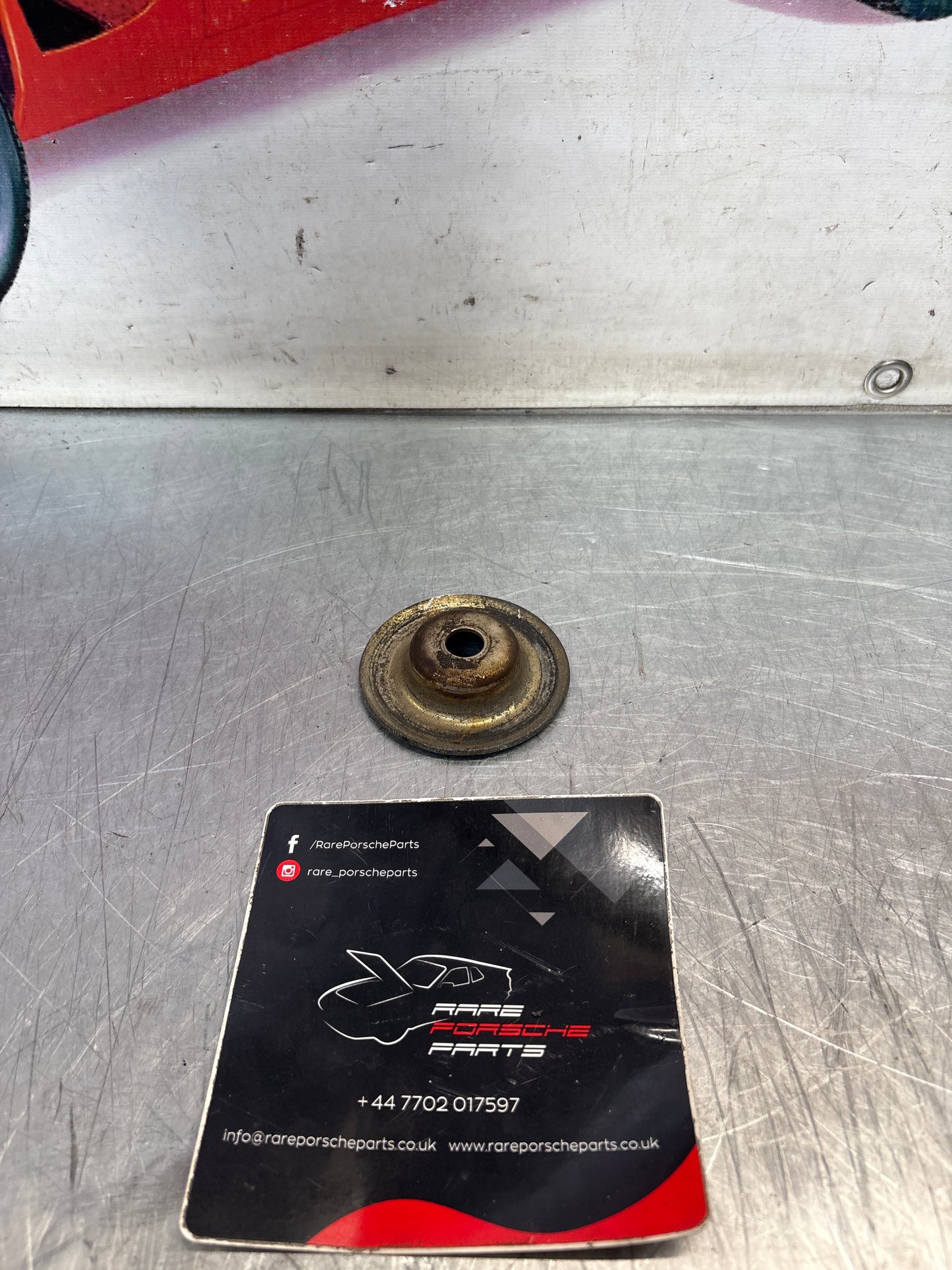 Porsche 944 924S shock absorber stop ring 477412147A used