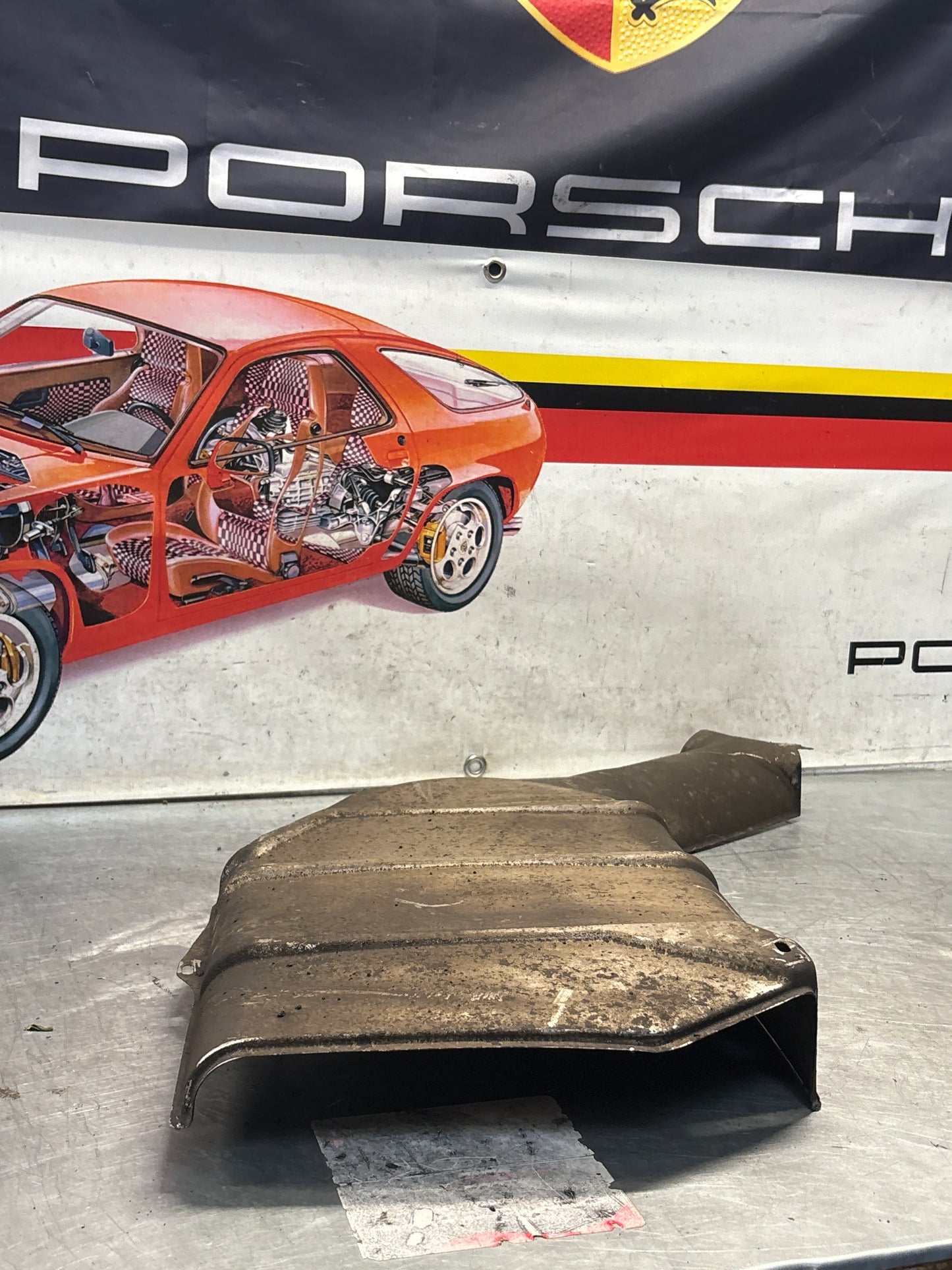 Porsche 928 heat shield protection plate 92850493104 Later type with ribs, used