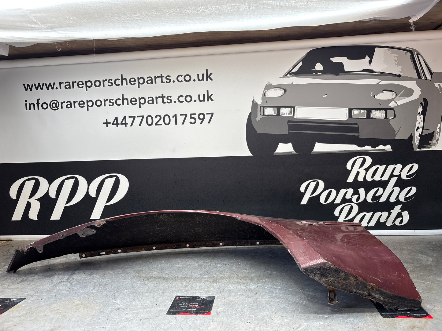Porsche 944 left front wing, please see photos, used